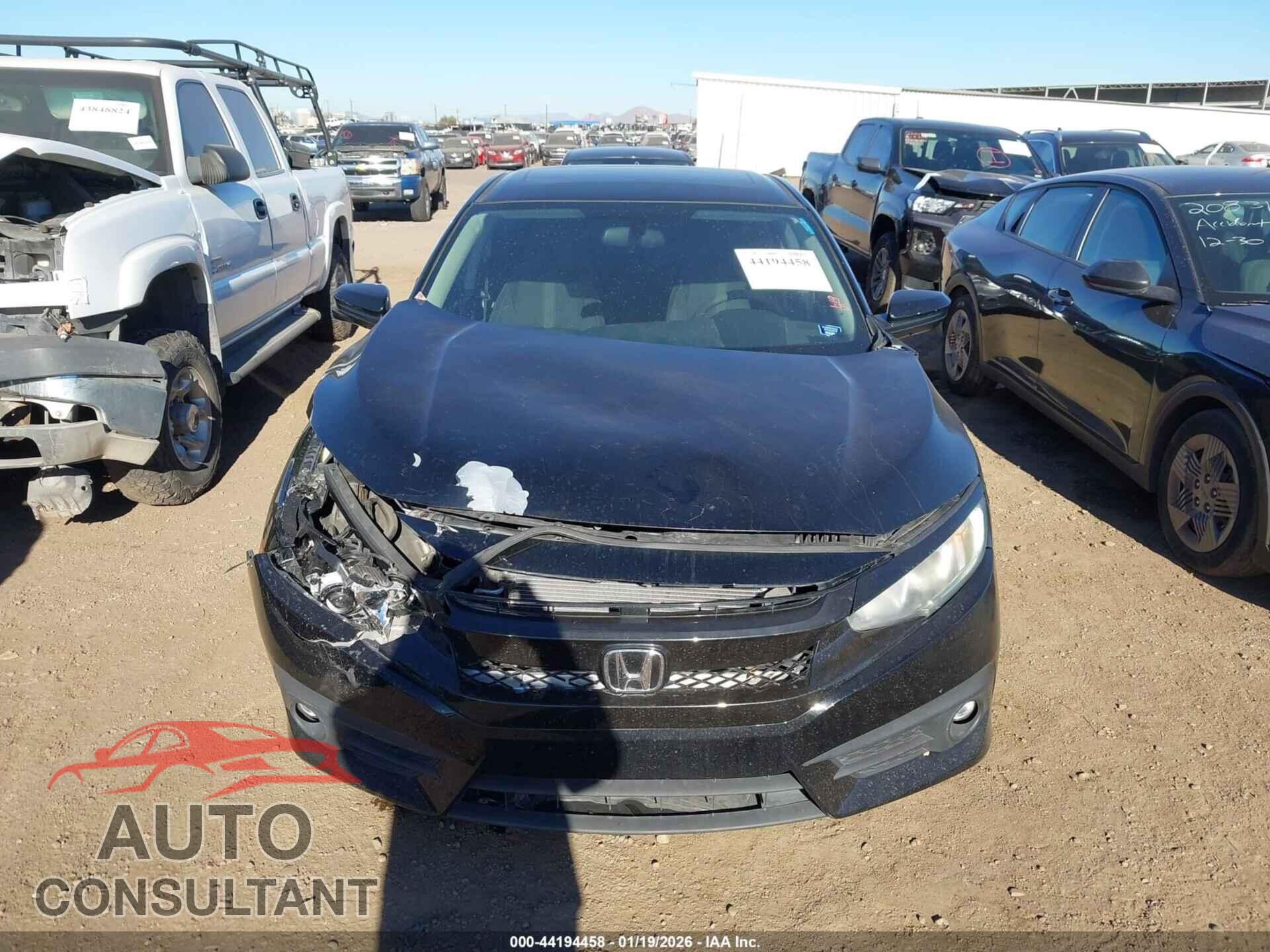 HONDA CIVIC 2017 - 2HGFC2F70HH504428