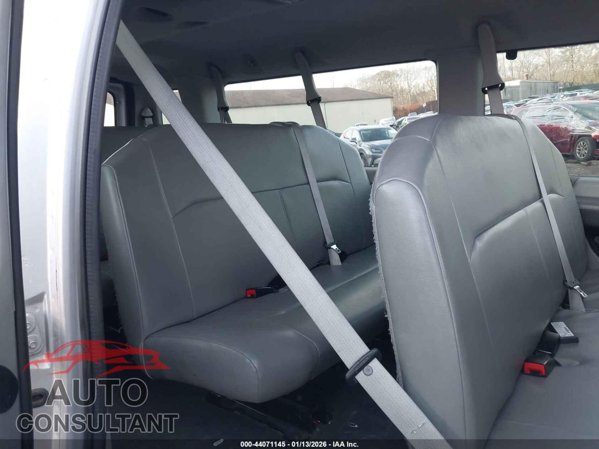 FORD E-350 SUPER DUTY 2014 - 1FBSS3BL8EDB04879