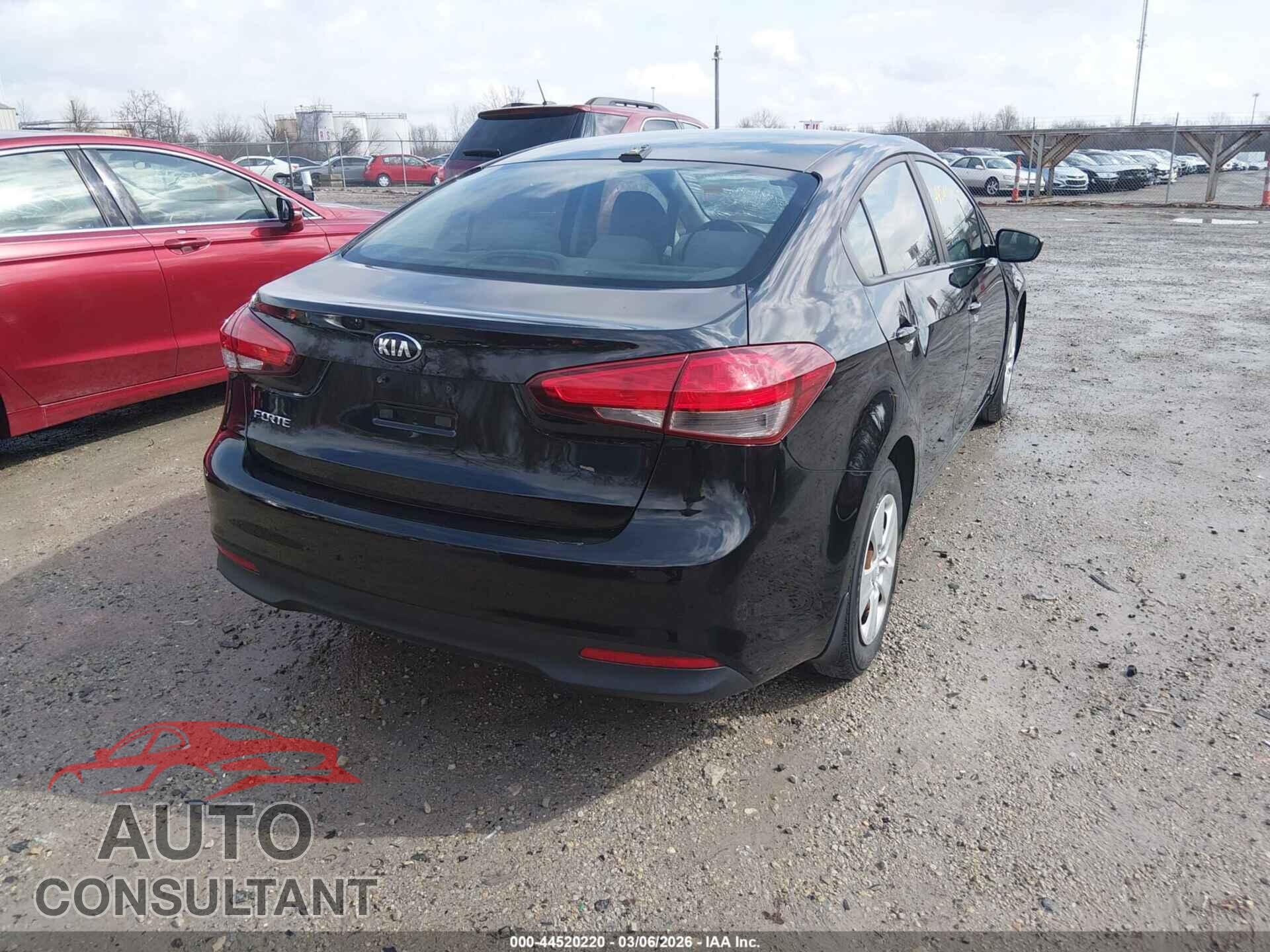 KIA FORTE 2017 - 3KPFK4A71HE044440