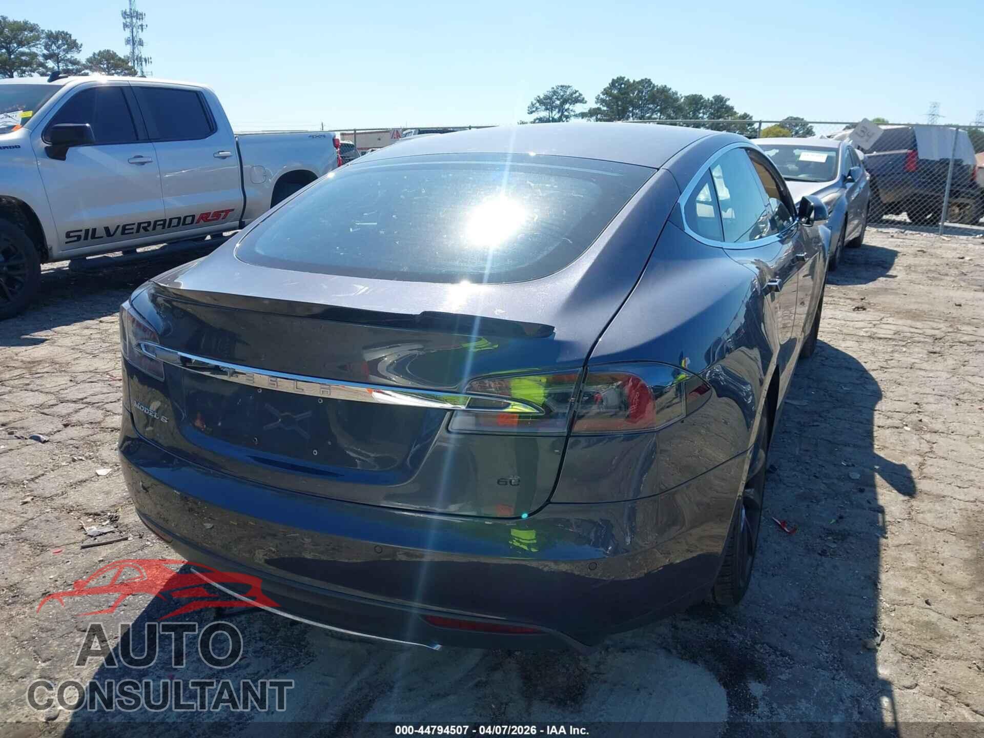 TESLA MODEL S 2014 - 5YJSA1S16EFP61724