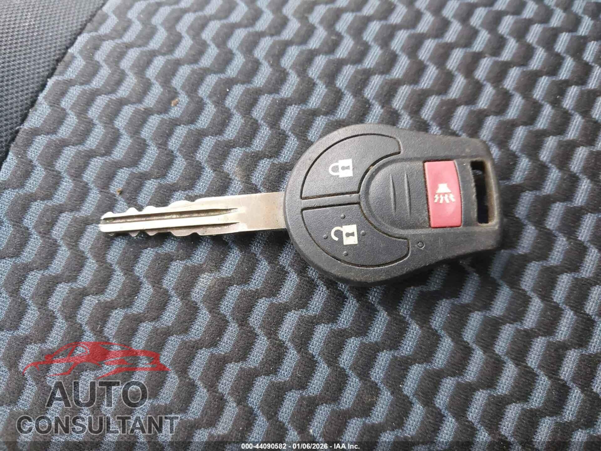 NISSAN VERSA NOTE 2015 - 3N1CE2CP2FL382176