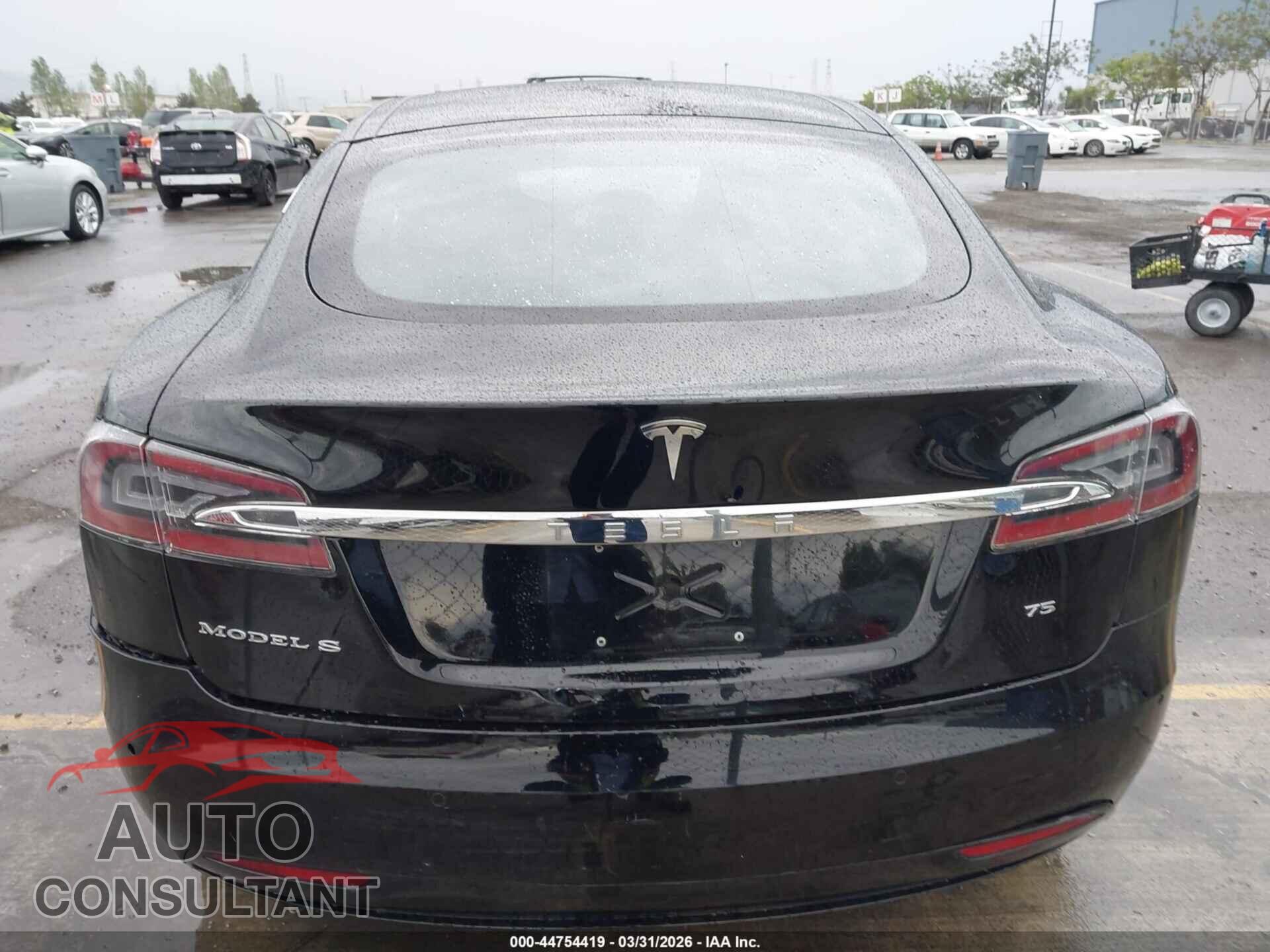 TESLA MODEL S 2016 - 5YJSA1E18GF156909