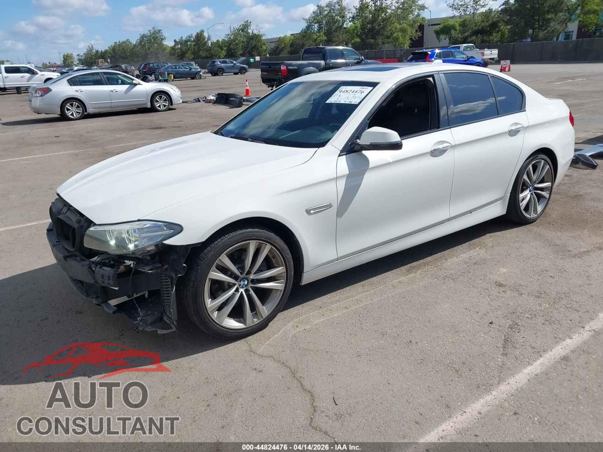 BMW 528I 2016 - WBA5A5C51GD528086