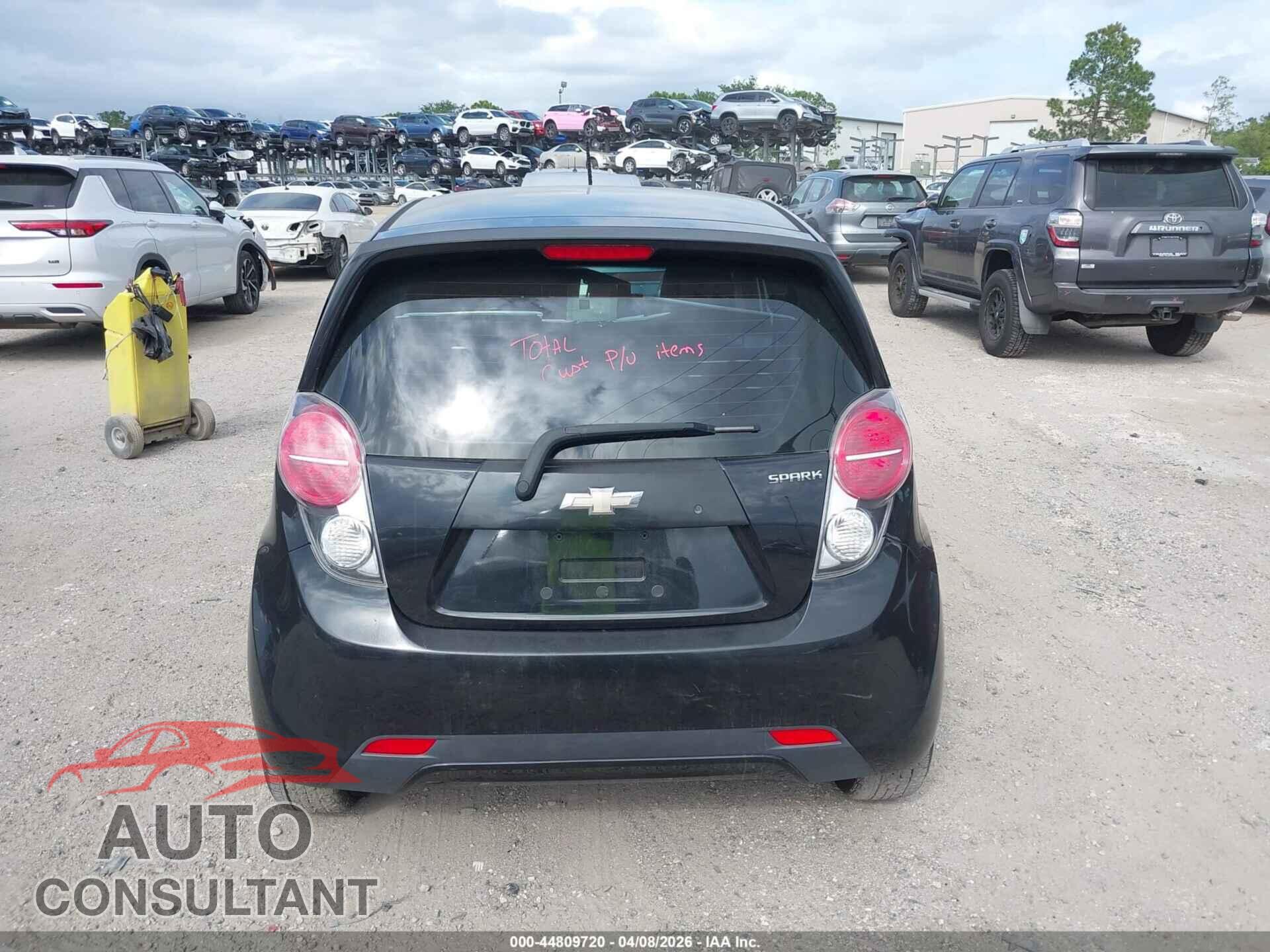 CHEVROLET SPARK 2014 - KL8CB6S99EC459127