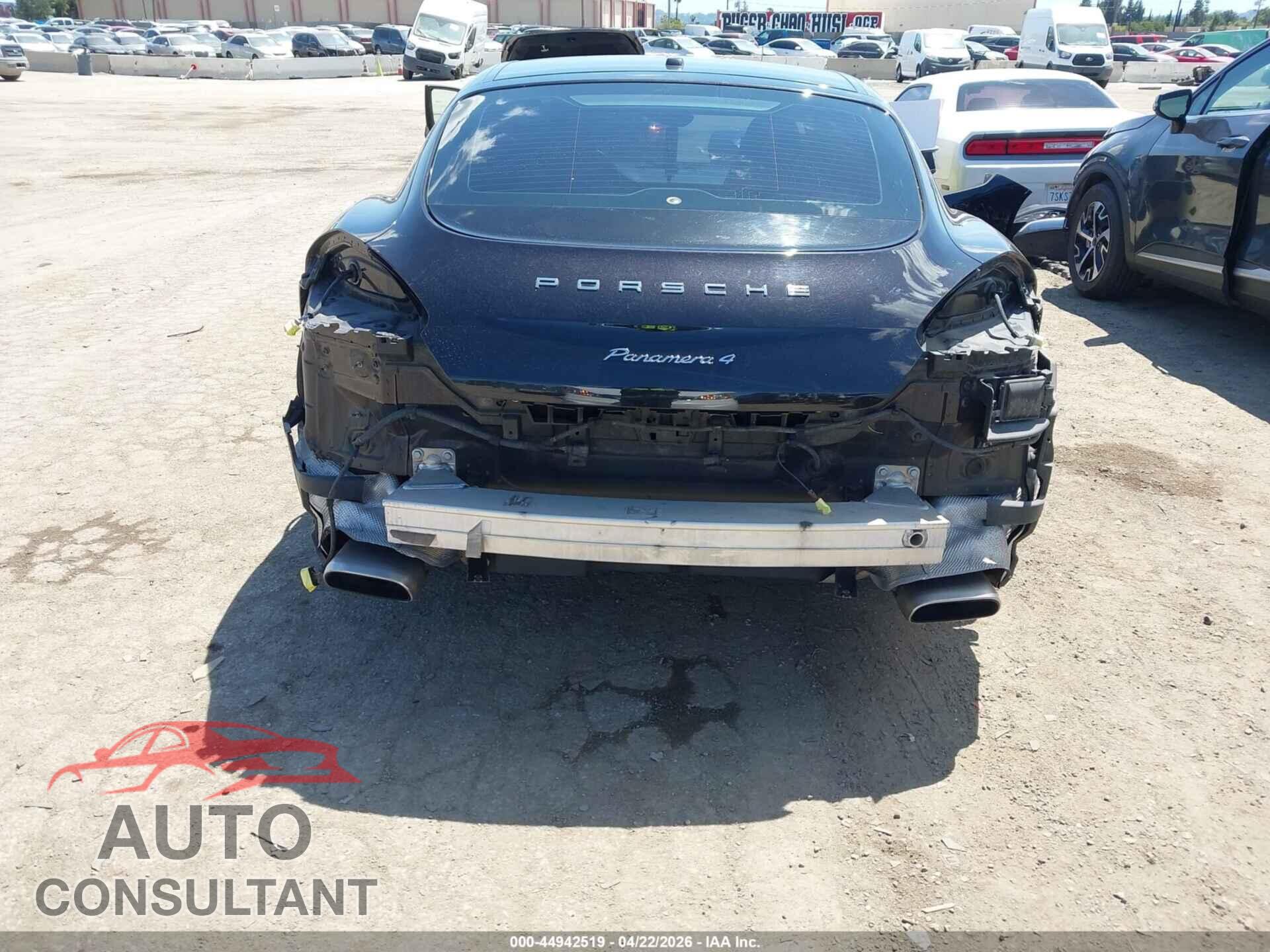 PORSCHE PANAMERA 2014 - WP0AA2A75EL006990