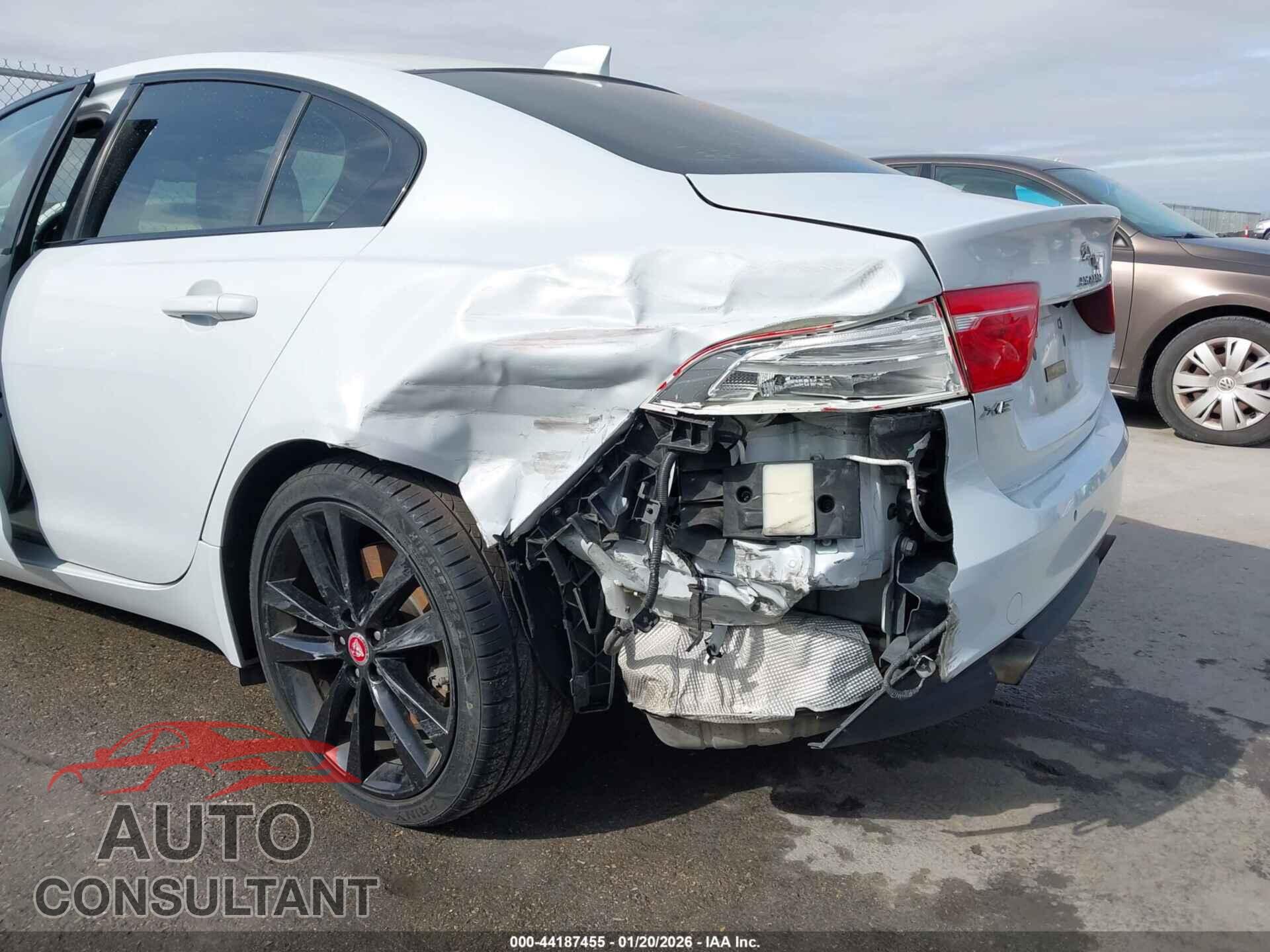 JAGUAR XE 2017 - SAJAE4BVXHA961749