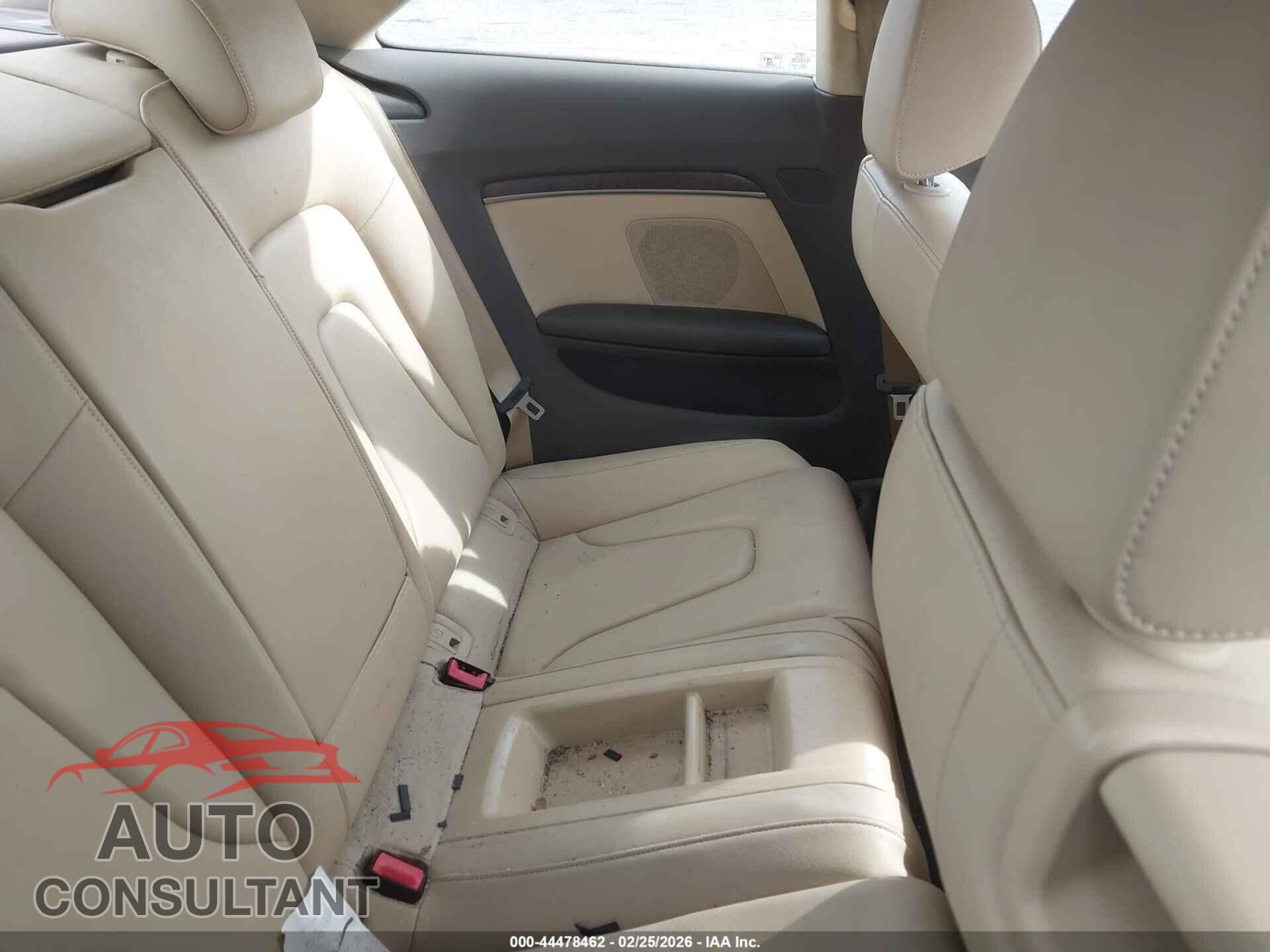 AUDI A5 2014 - WAULFAFR8EA018073
