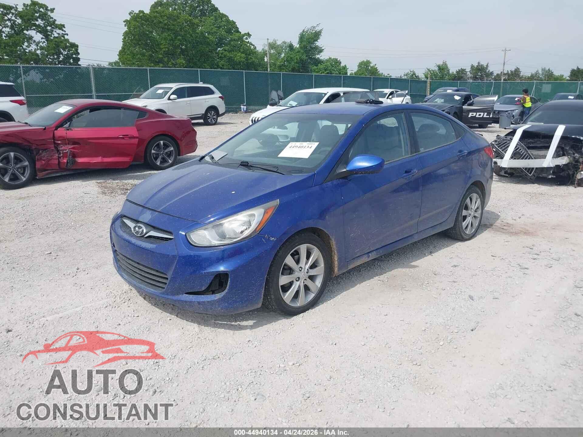 HYUNDAI ACCENT 2012 - KMHCU4AE2CU045582