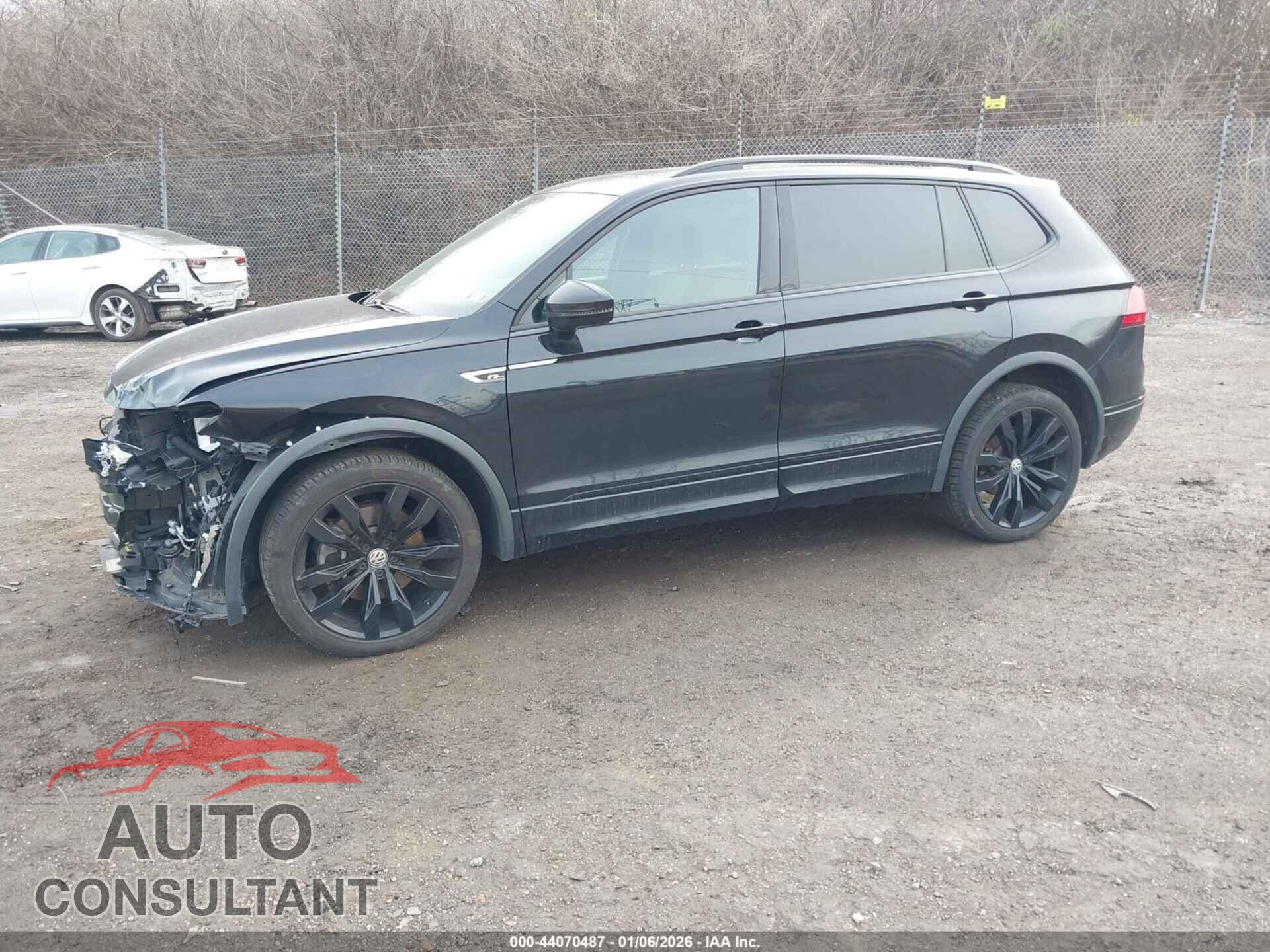 VOLKSWAGEN TIGUAN 2021 - 3VV2B7AX3MM020092
