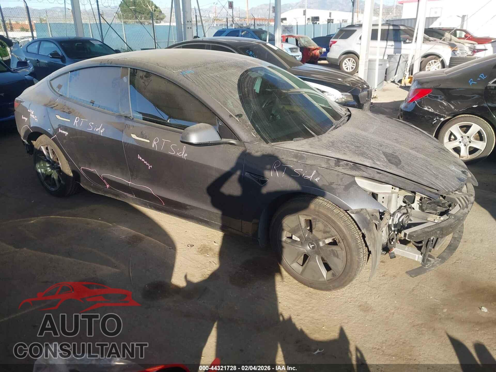 TESLA MODEL 3 2023 - 5YJ3E1EA1PF644950