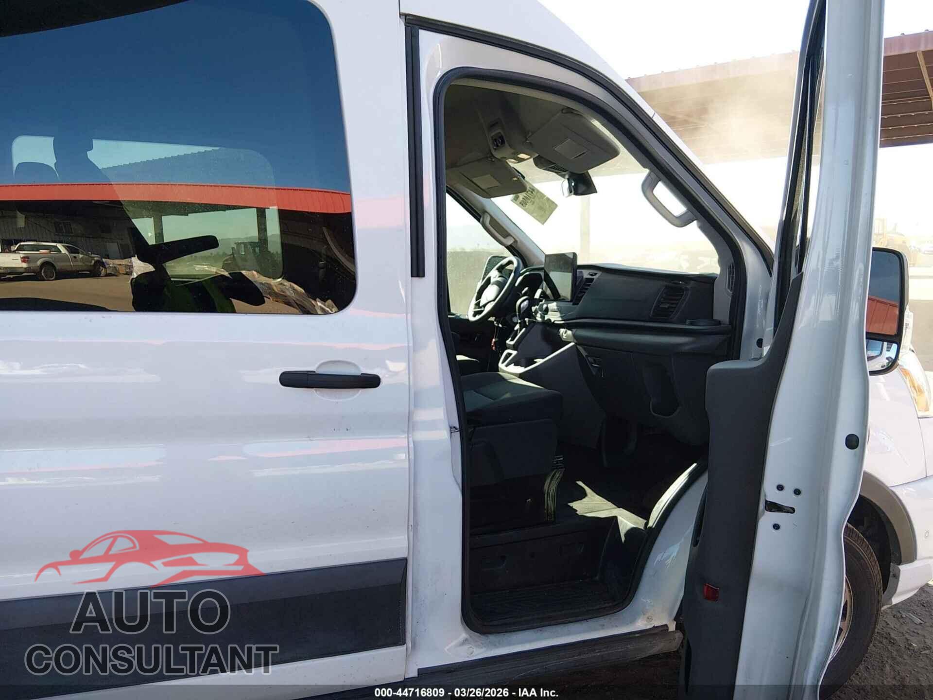 FORD TRANSIT-350 PASSENGER VAN 2022 - 1FBAX2CG5NKA49604