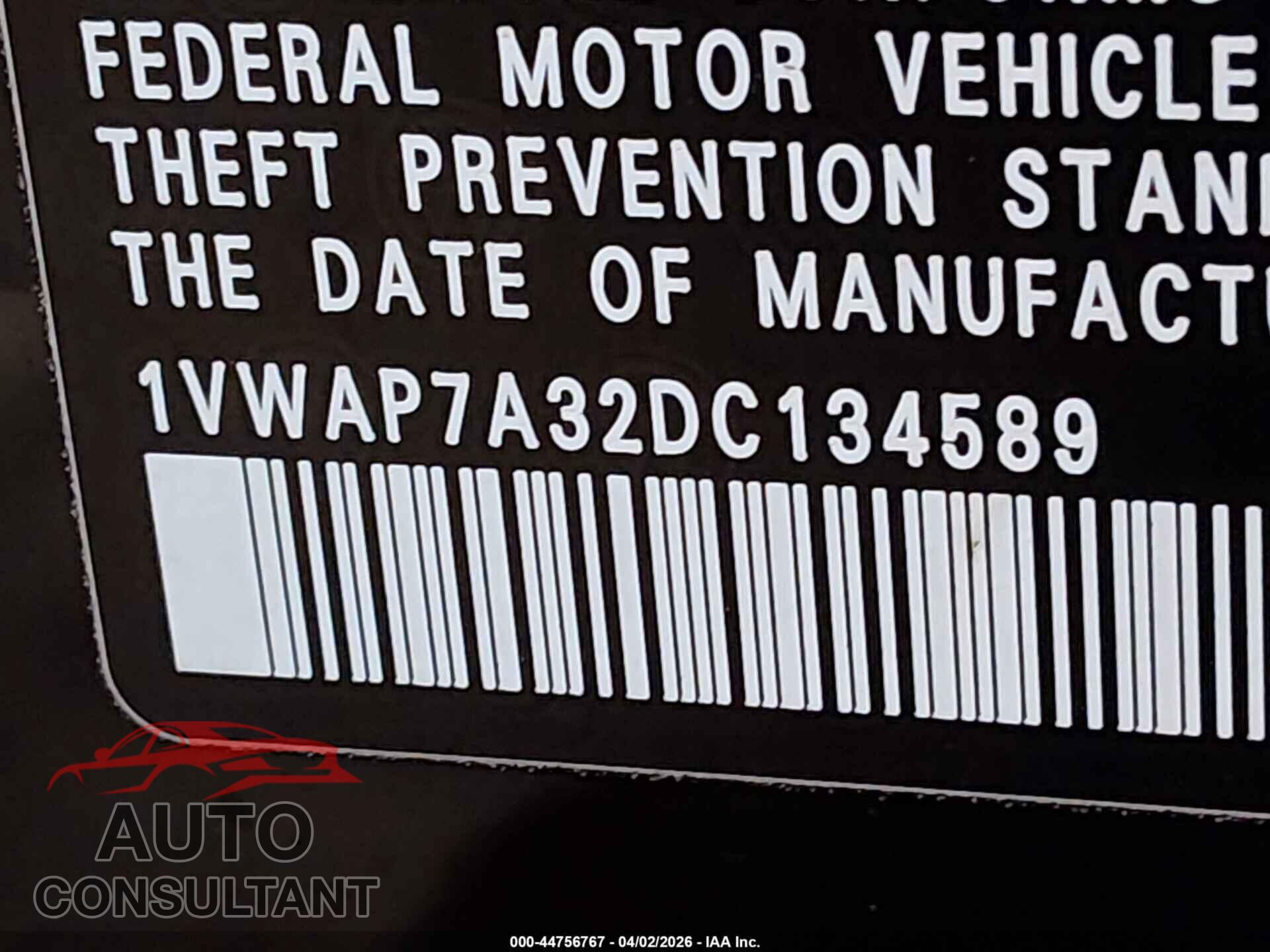 VOLKSWAGEN PASSAT 2013 - 1VWAP7A32DC134589