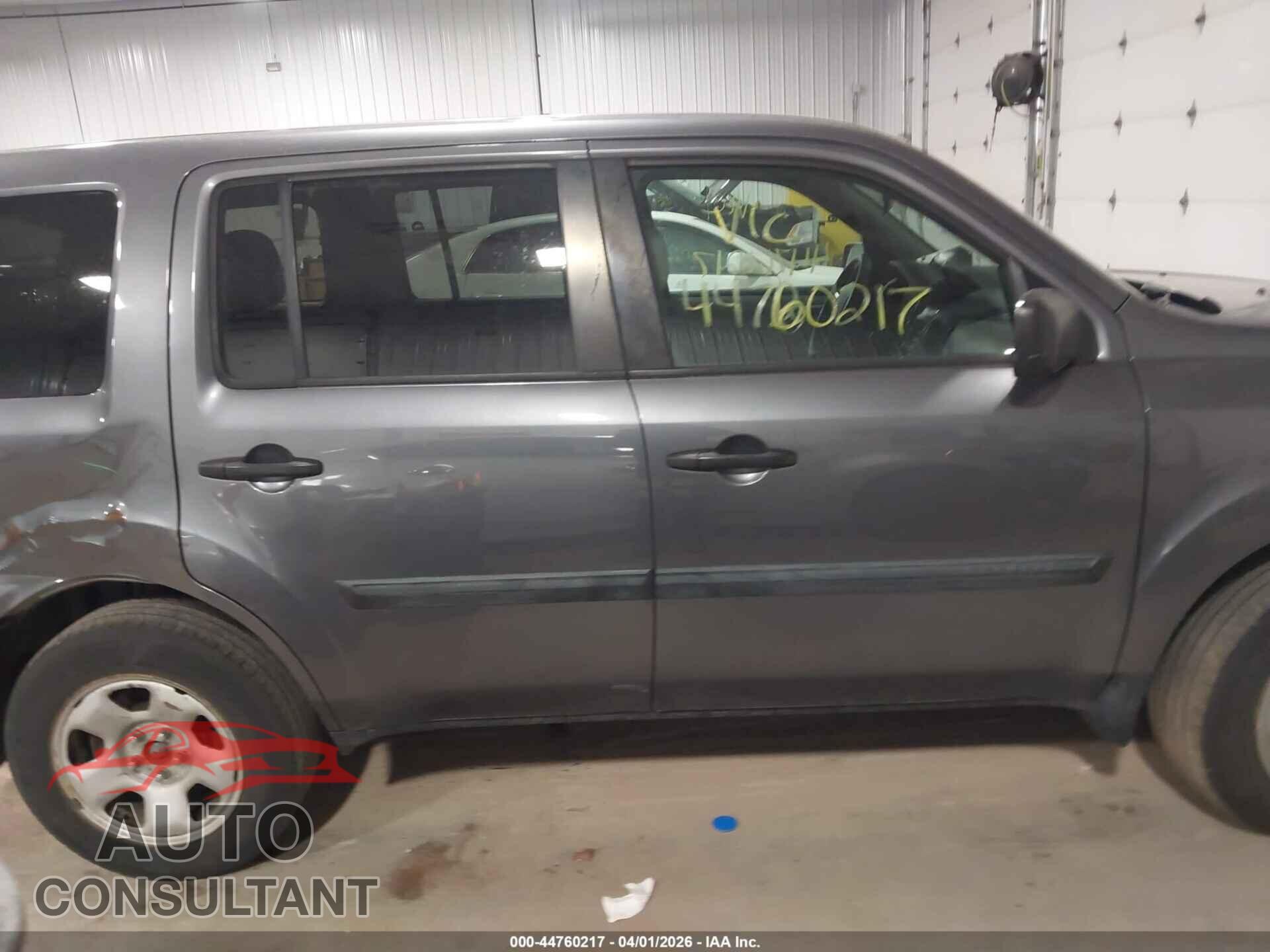 HONDA PILOT 2015 - 5FNYF4H28FB067695