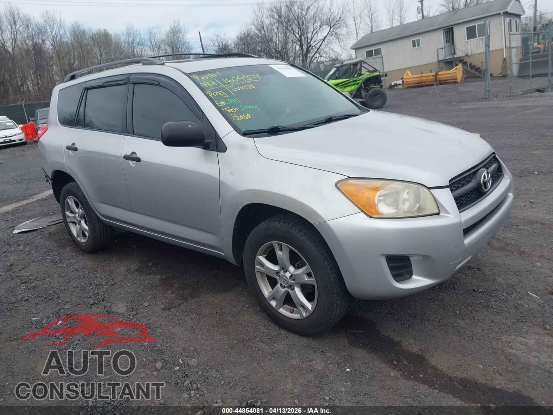 TOYOTA RAV4 2010 - JTMBF4DVXAD021646