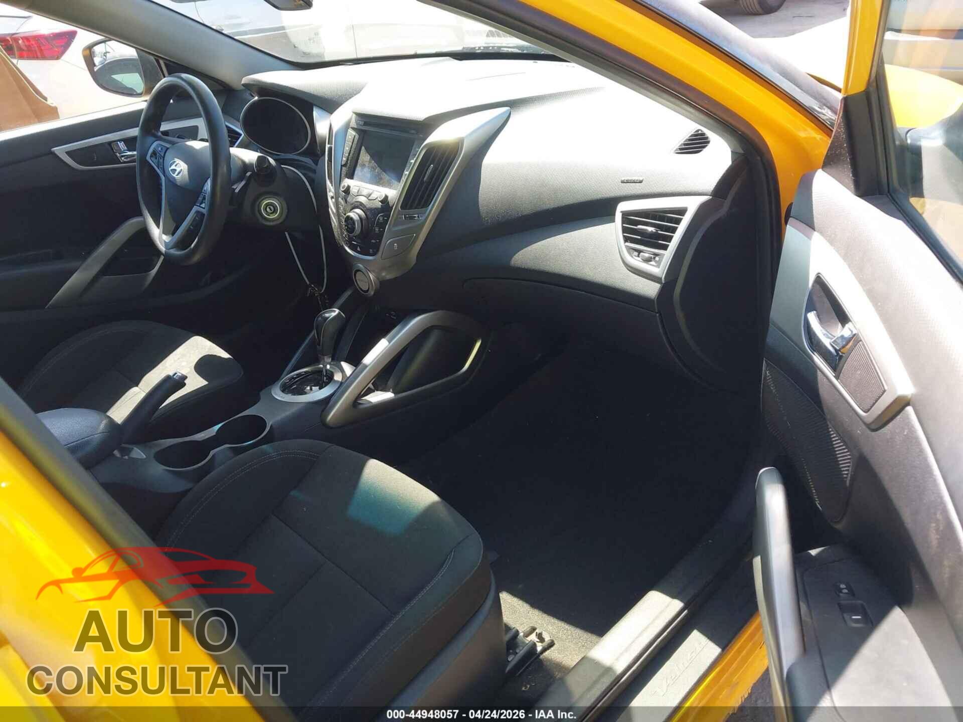 HYUNDAI VELOSTER 2015 - KMHTC6AD2FU243380