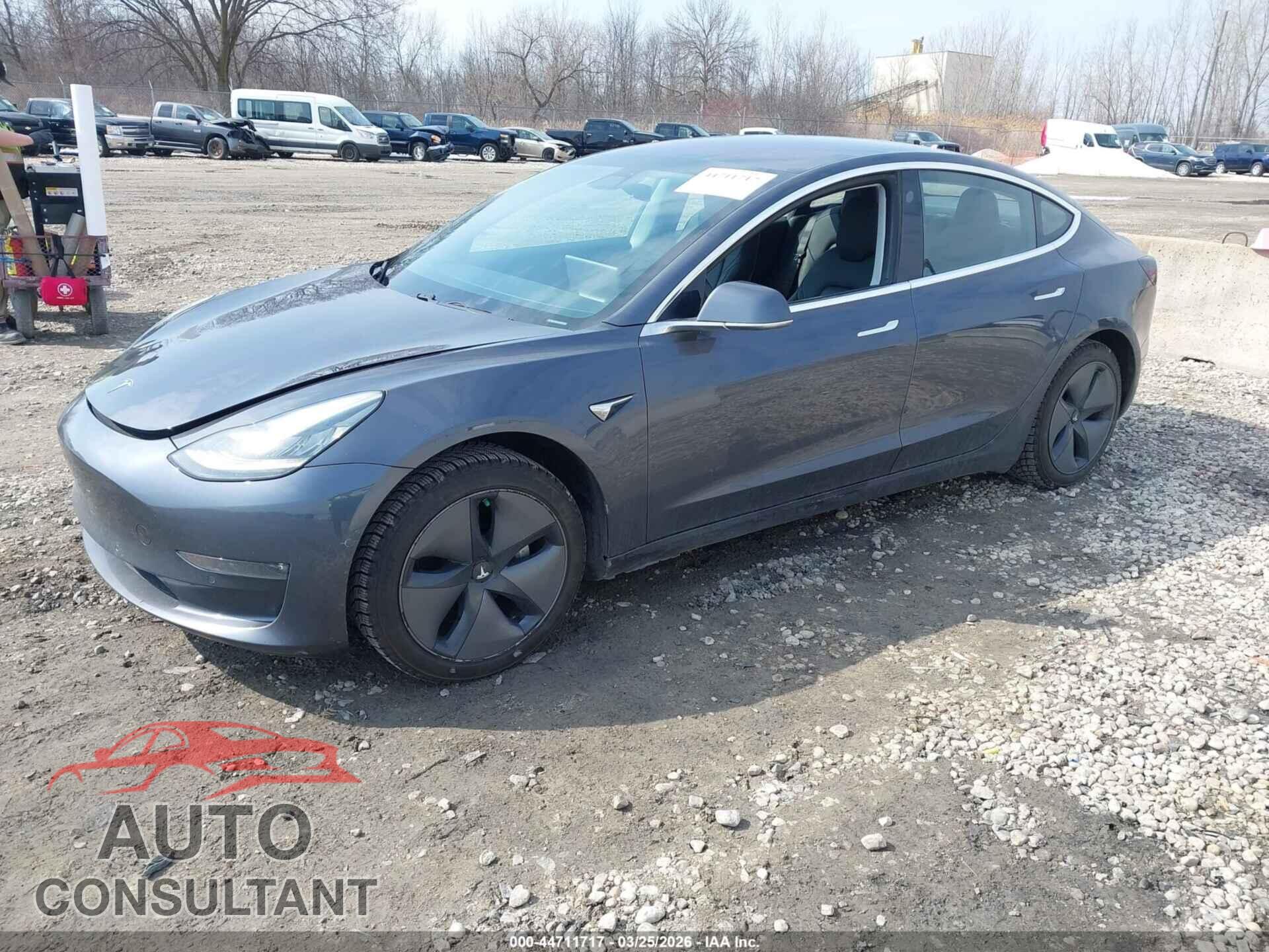 TESLA MODEL 3 2018 - 5YJ3E1EA5JF037408