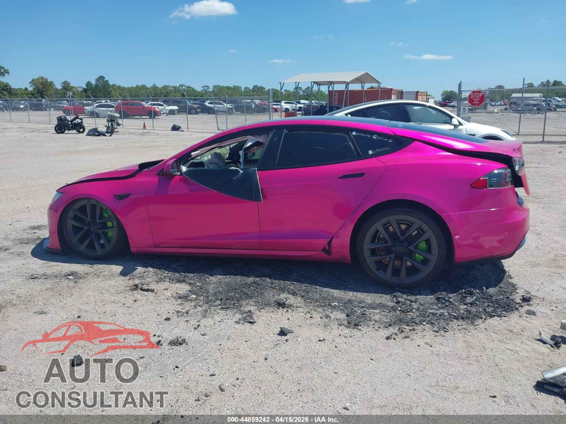 TESLA MODEL S 2021 - 5YJSA1E61MF438574