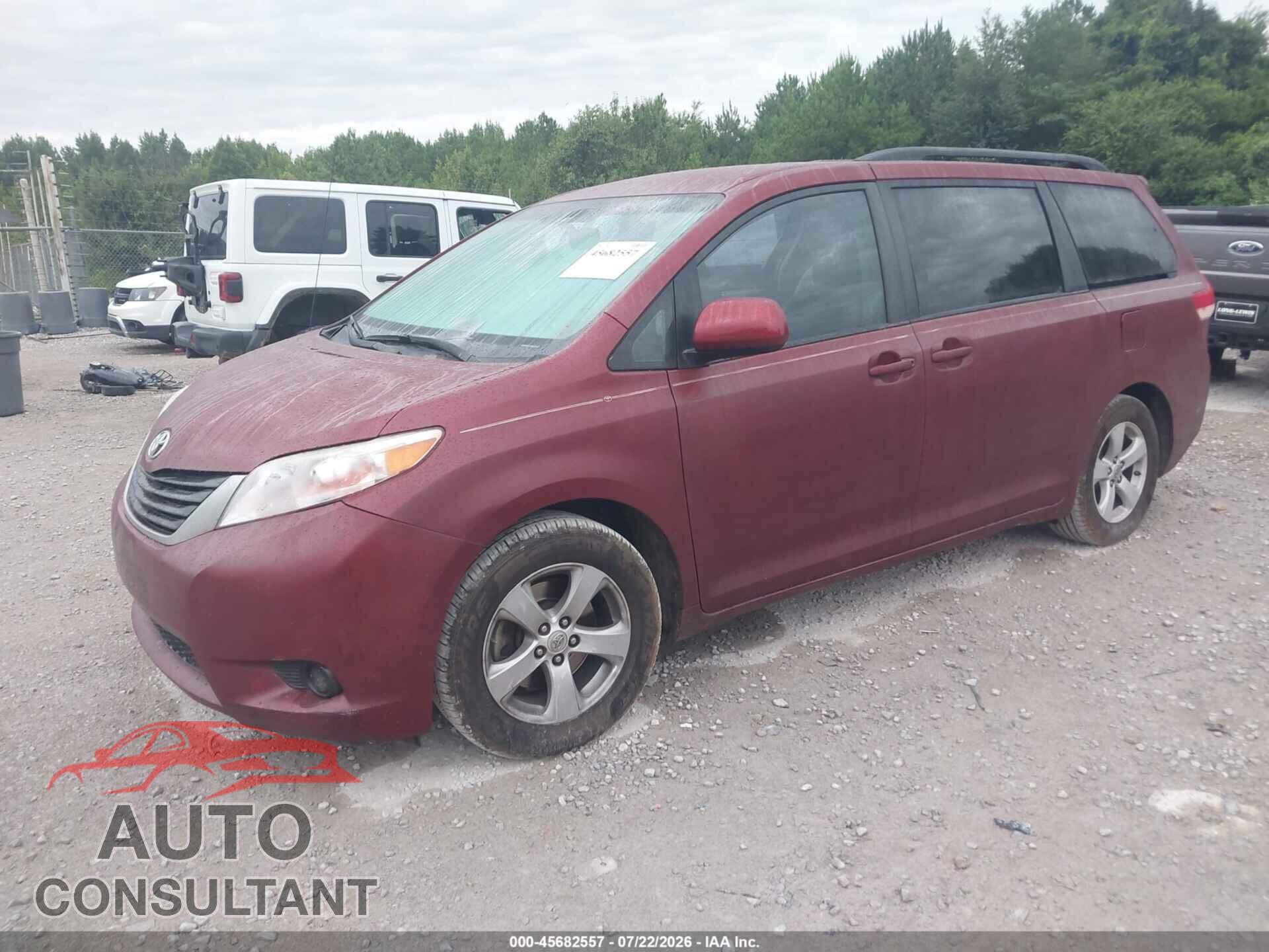 TOYOTA SIENNA 2011 - 5TDKK3DC9BS064921