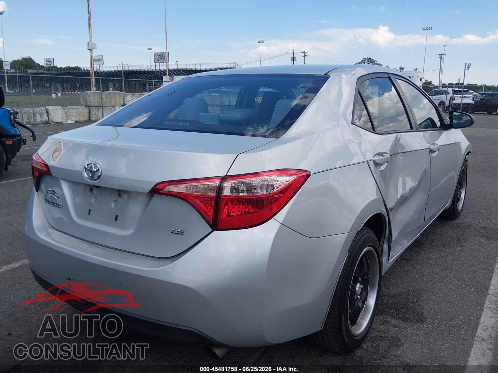 TOYOTA COROLLA 2017 - 2T1BURHE7HC868306
