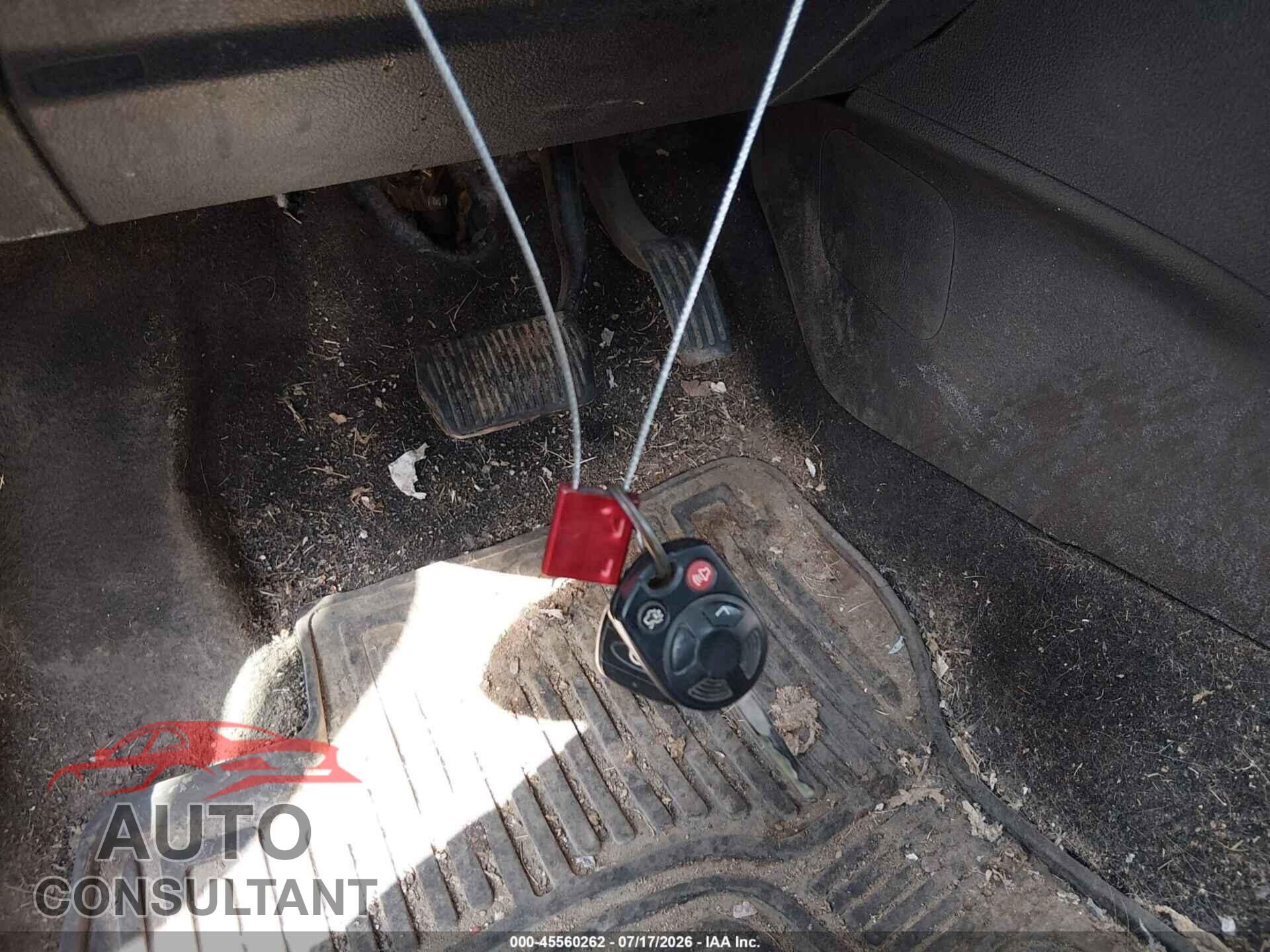 FORD FOCUS 2017 - 1FADP3F28HL314230