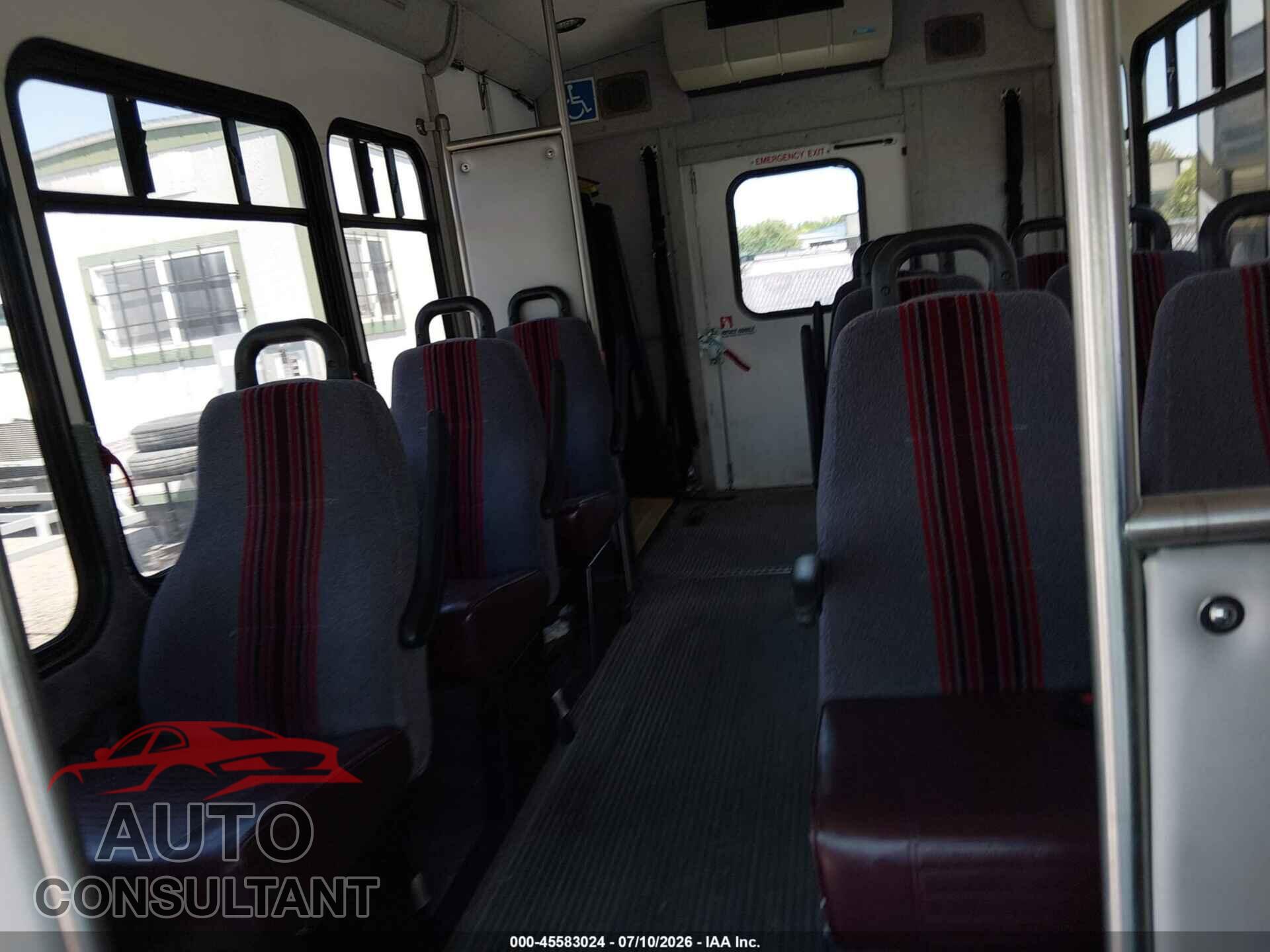 FORD E-350 CUTAWAY 2009 - 1FDEE35L69DA88694