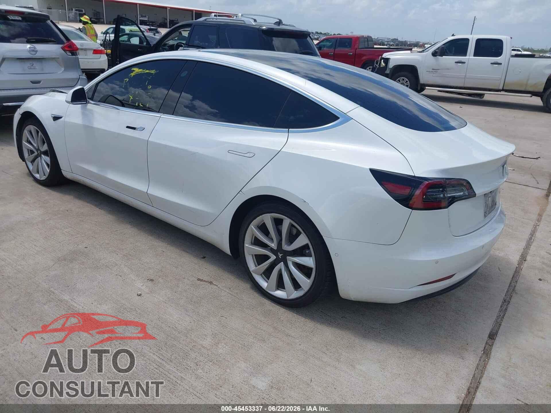 TESLA MODEL 3 2020 - 5YJ3E1EB3LF667357