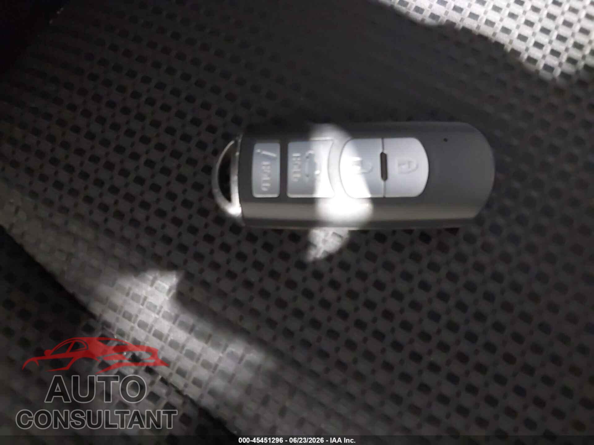 MAZDA MAZDA3 2017 - 3MZBN1U73HM156868