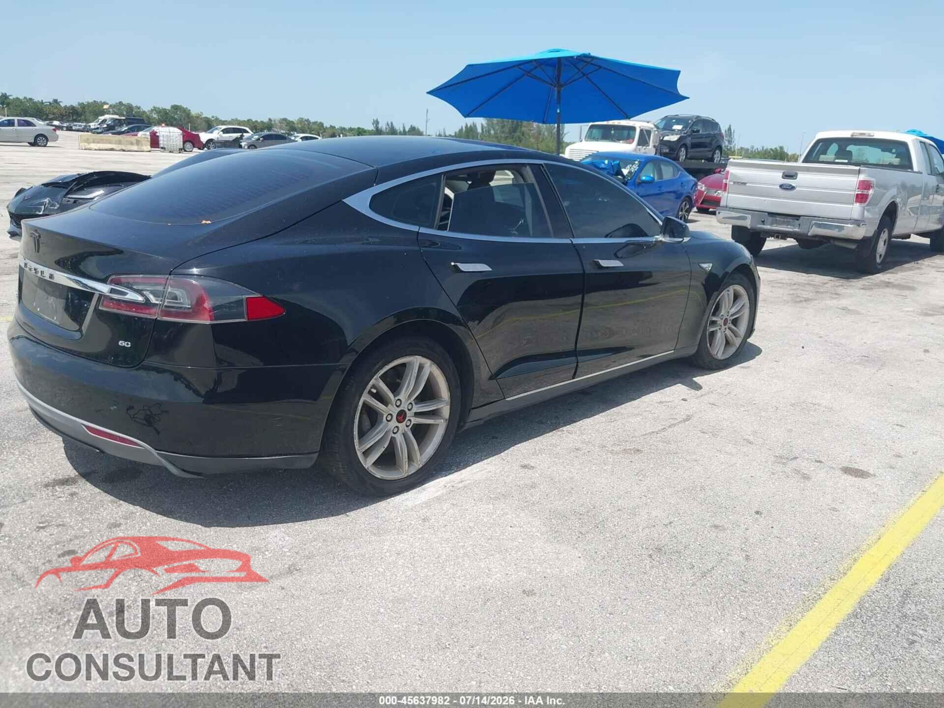 TESLA MODEL S 2013 - 5YJSA1CG3DFP24860