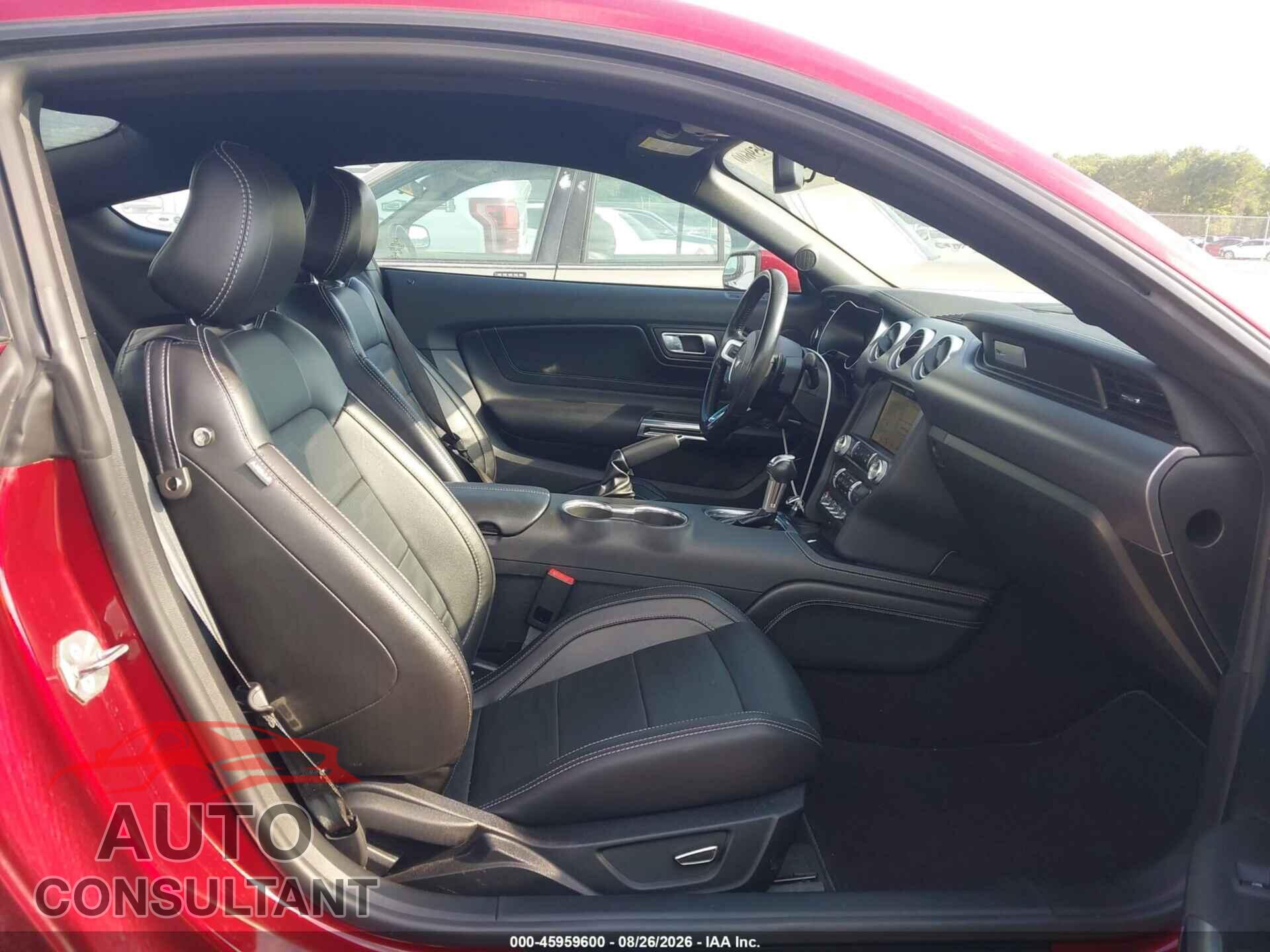 FORD MUSTANG 2019 - 1FA6P8TH2K5116477