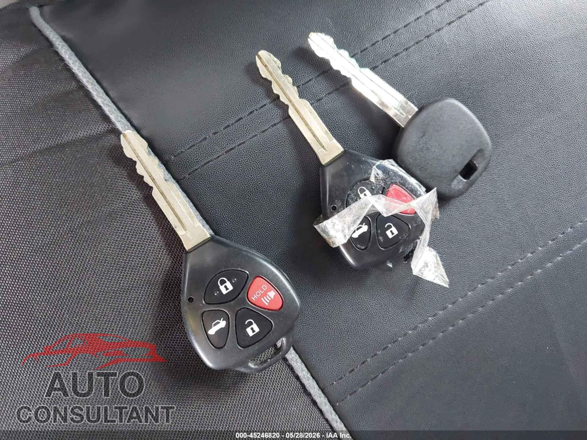 TOYOTA COROLLA 2013 - 5YFBU4EE4DP193077