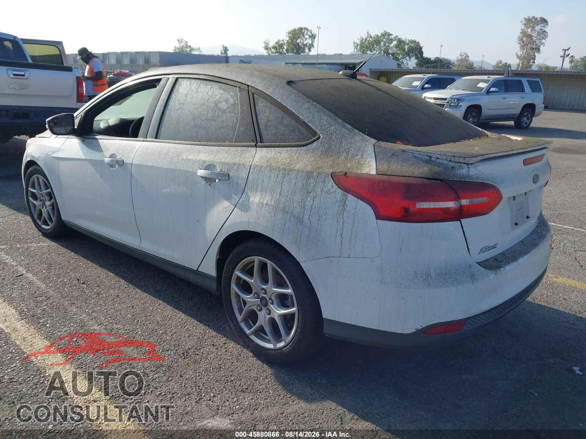 FORD FOCUS 2015 - 1FADP3F2XFL331043