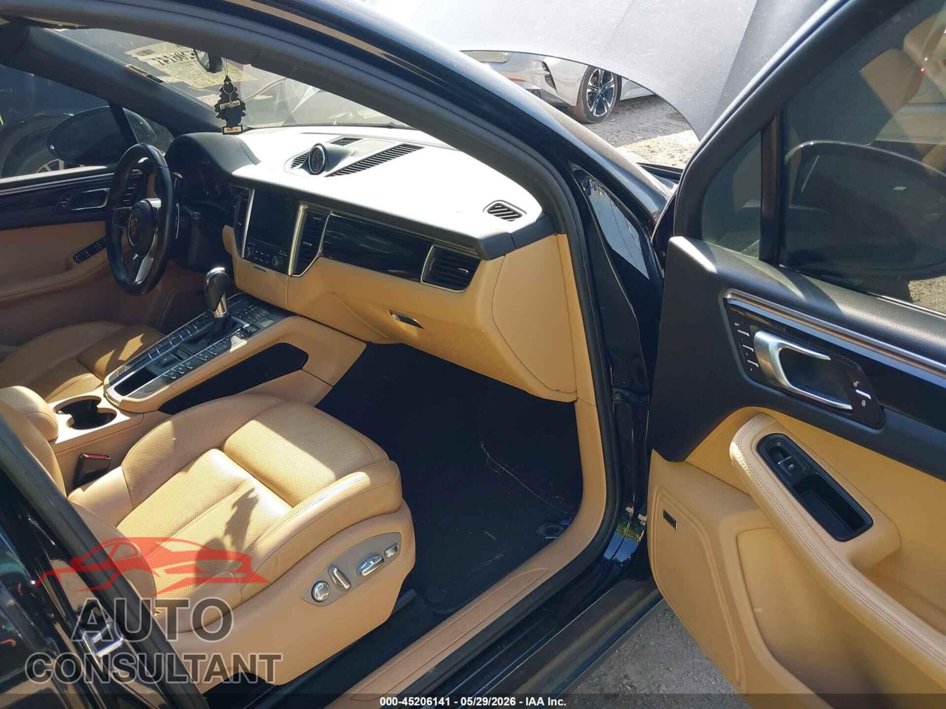 PORSCHE MACAN 2018 - WP1AA2A51JLB11064