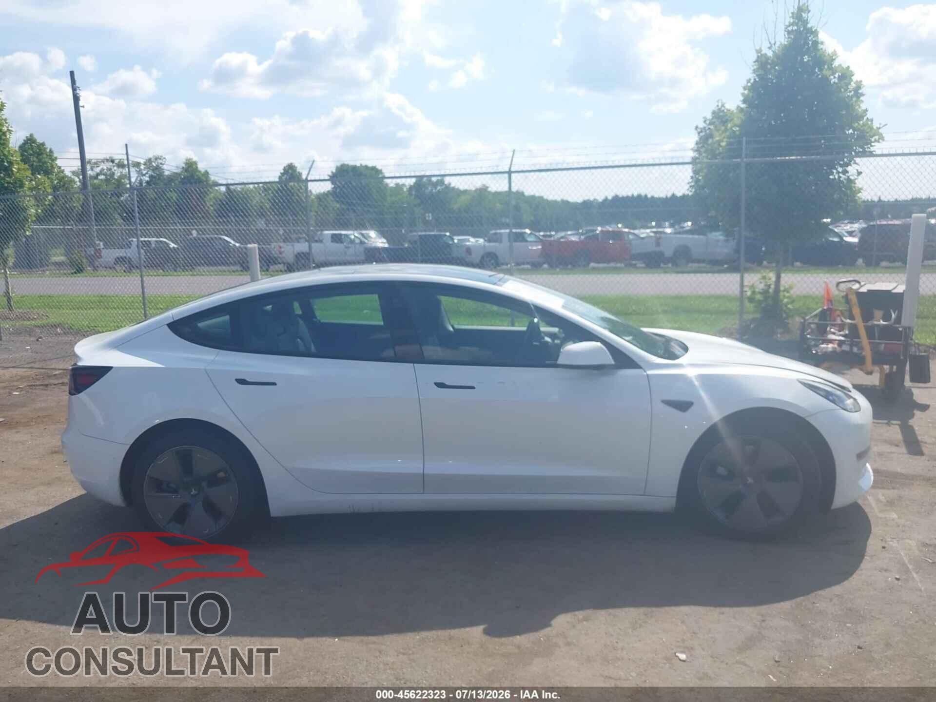 TESLA MODEL 3 2021 - 5YJ3E1EB8MF902014