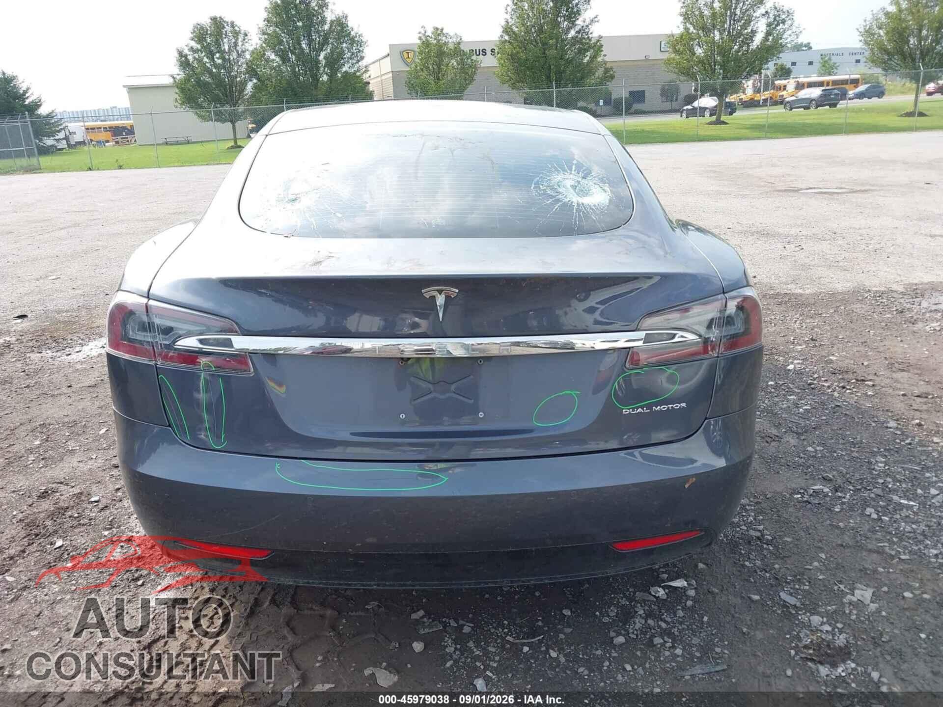 TESLA MODEL S 2020 - 5YJSA1E29LF413773