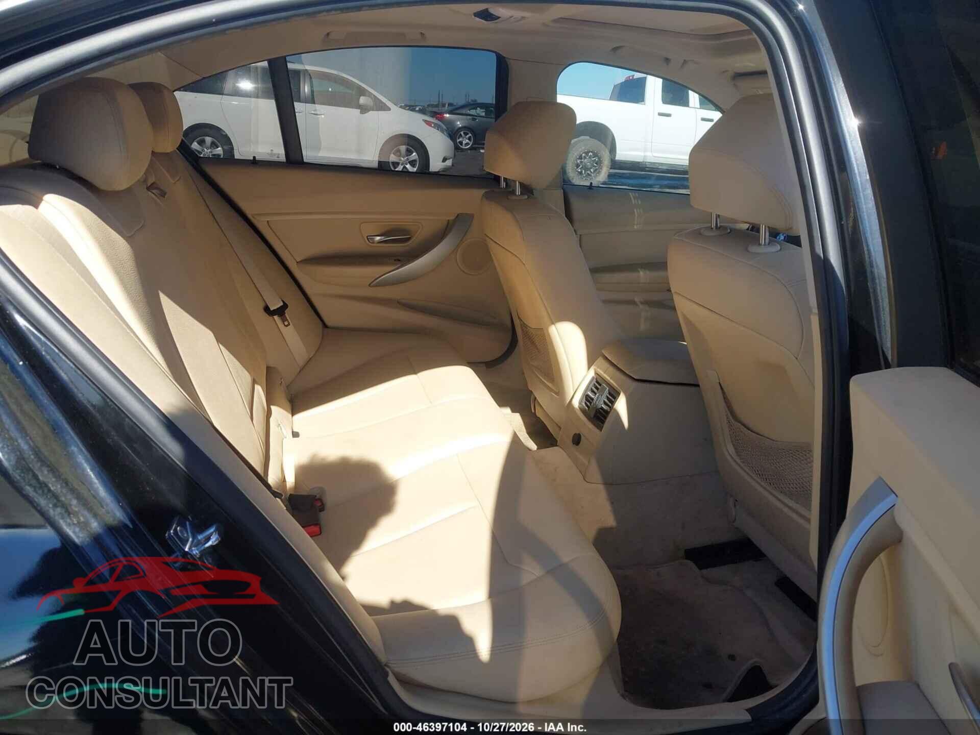 BMW 328I 2012 - WBA3C1C50CF431048