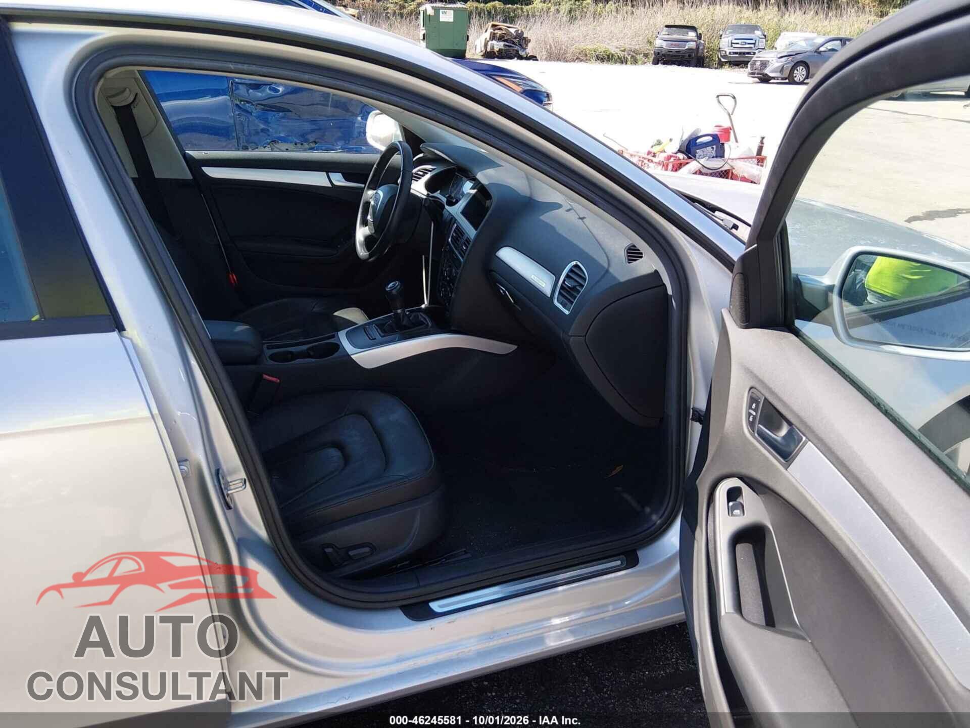 AUDI A4 2012 - WAUDFAFL6CA111395