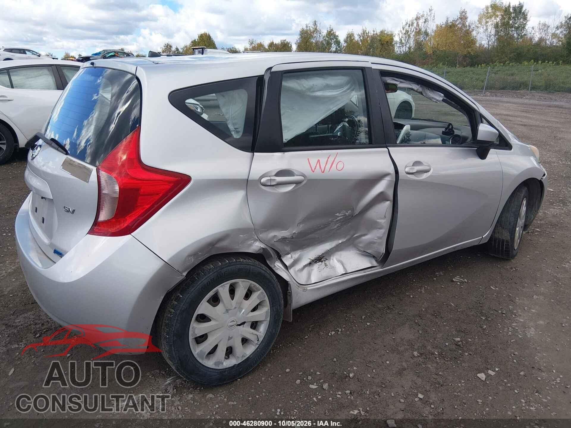 NISSAN VERSA NOTE 2015 - 3N1CE2CP6FL413574