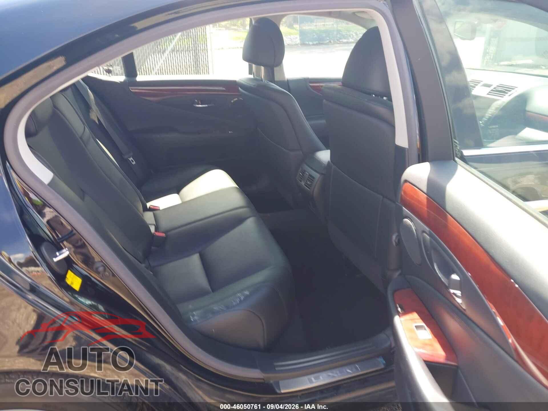 LEXUS LS 460 2012 - JTHBL5EF7C5113556