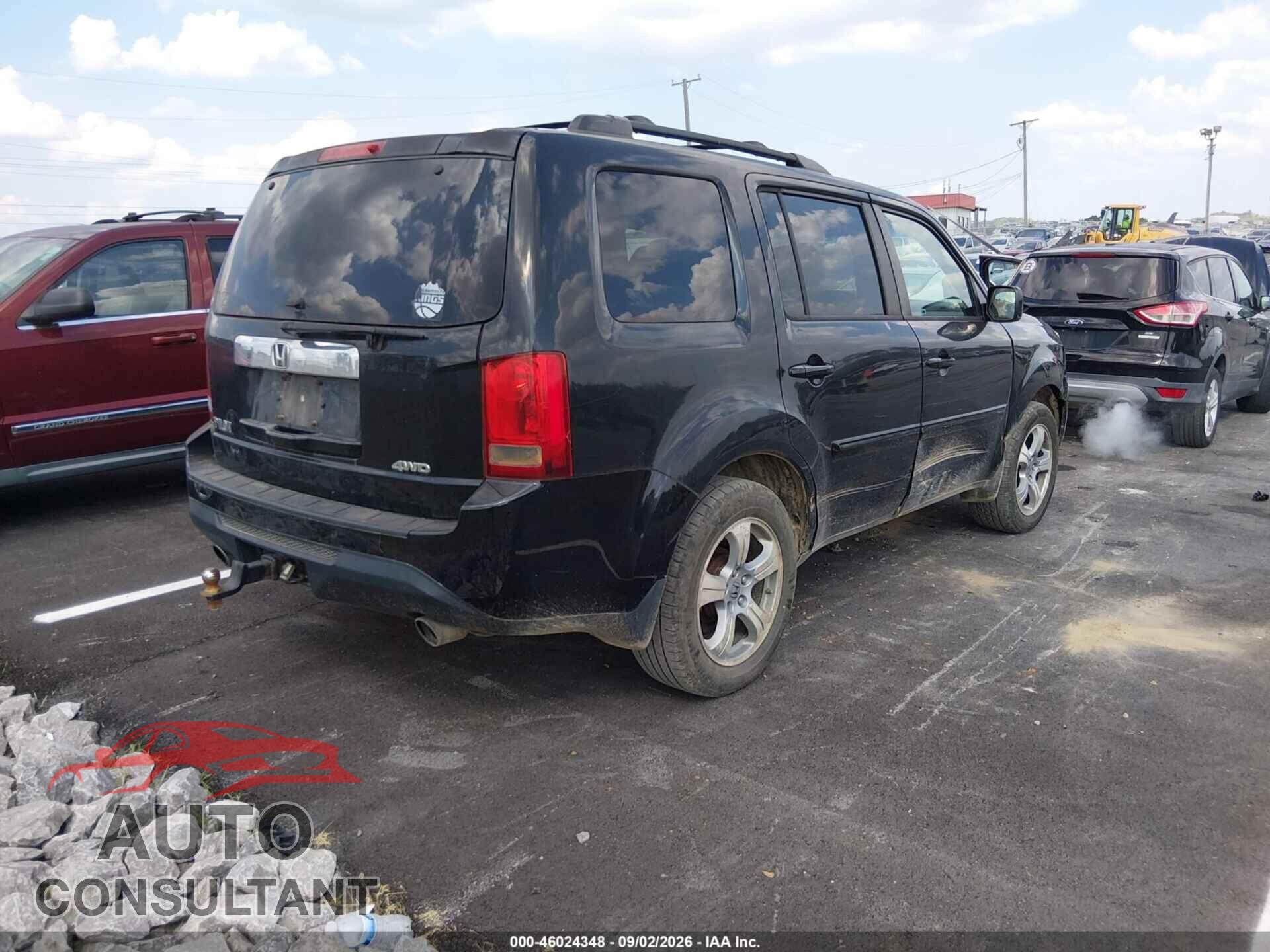 HONDA PILOT 2013 - 5FNYF4H76DB021503
