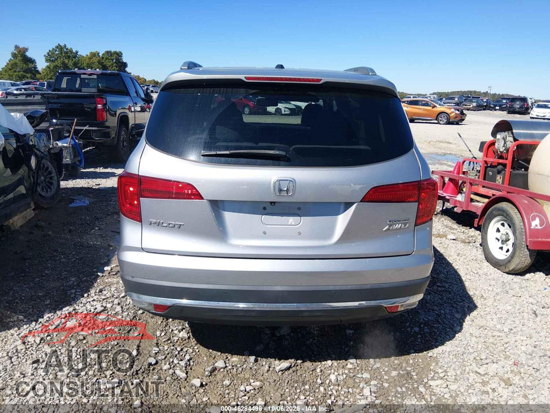 HONDA PILOT 2017 - 5FNYF6H90HB038929