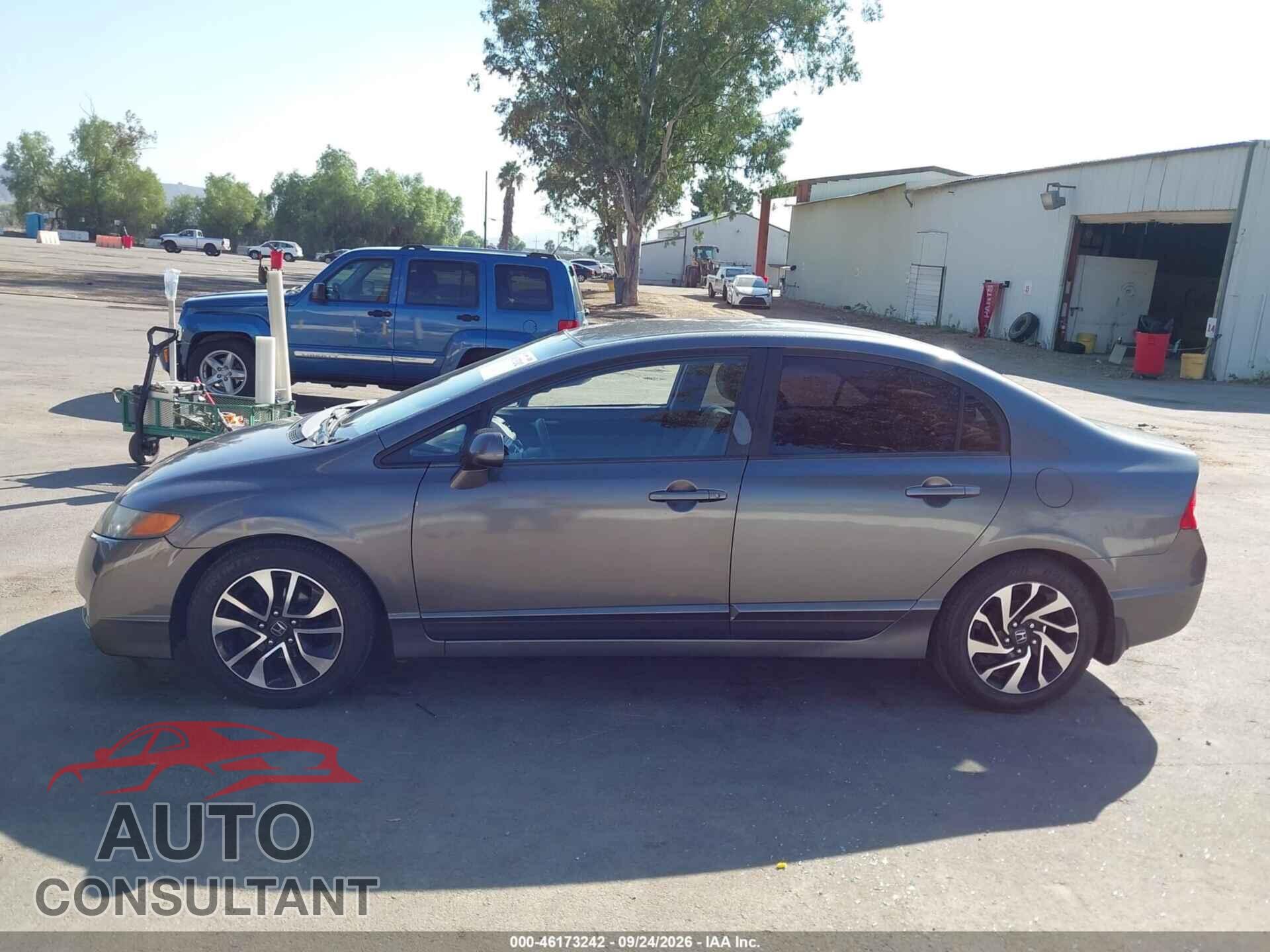 HONDA CIVIC 2010 - 19XFA1F5XAE048565