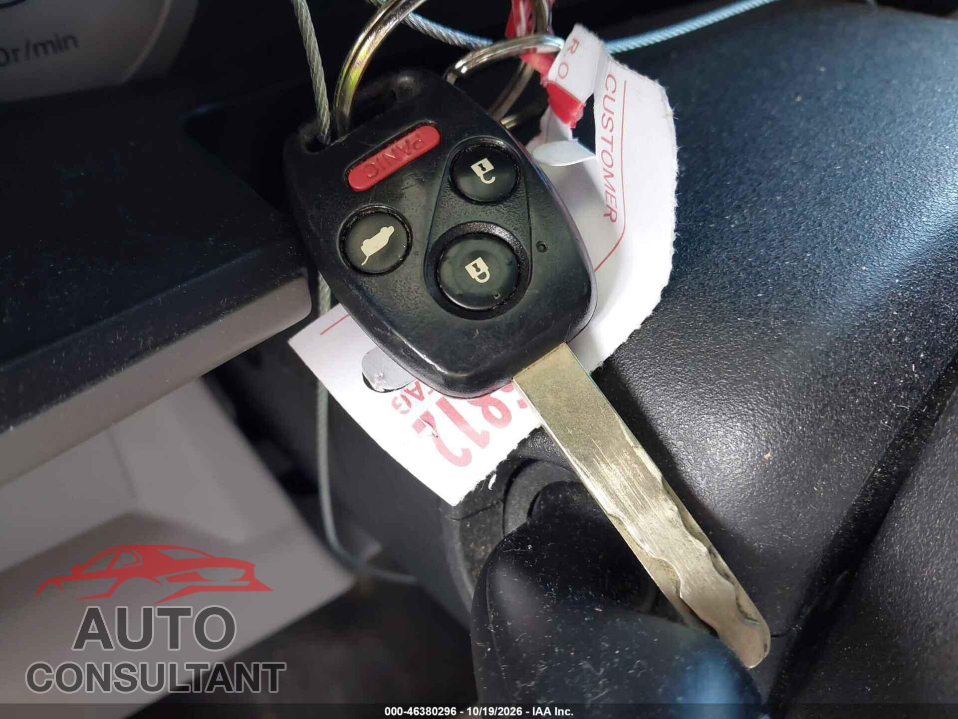 HONDA PILOT 2011 - 5FNYF3H61BB005708