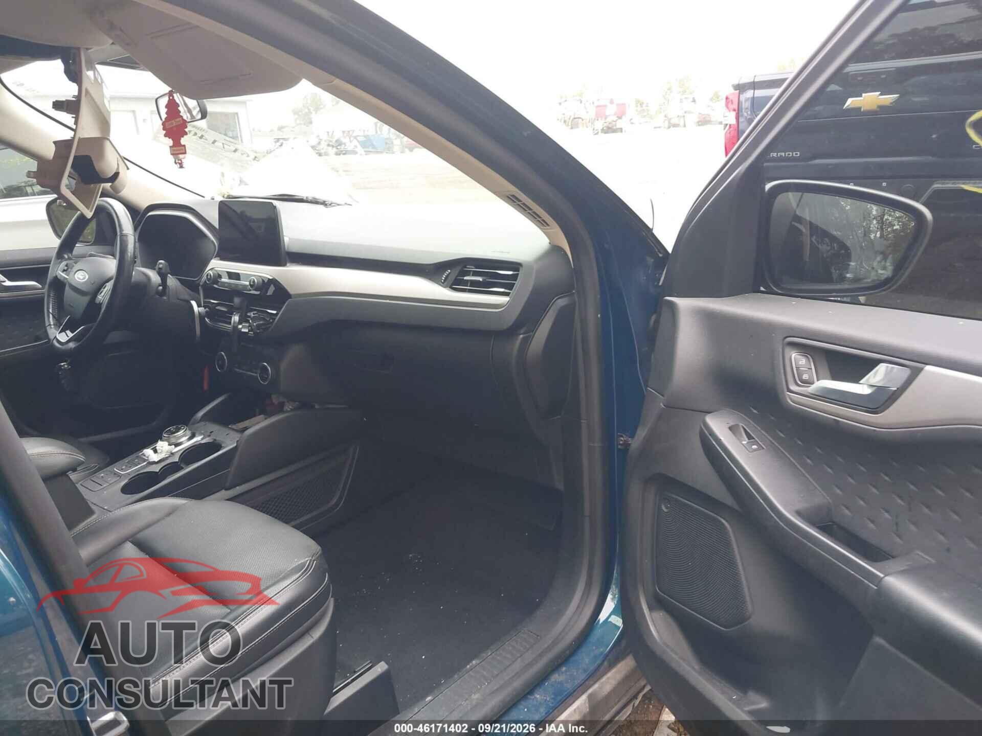 FORD ESCAPE 2020 - 1FMCU9H67LUA00973
