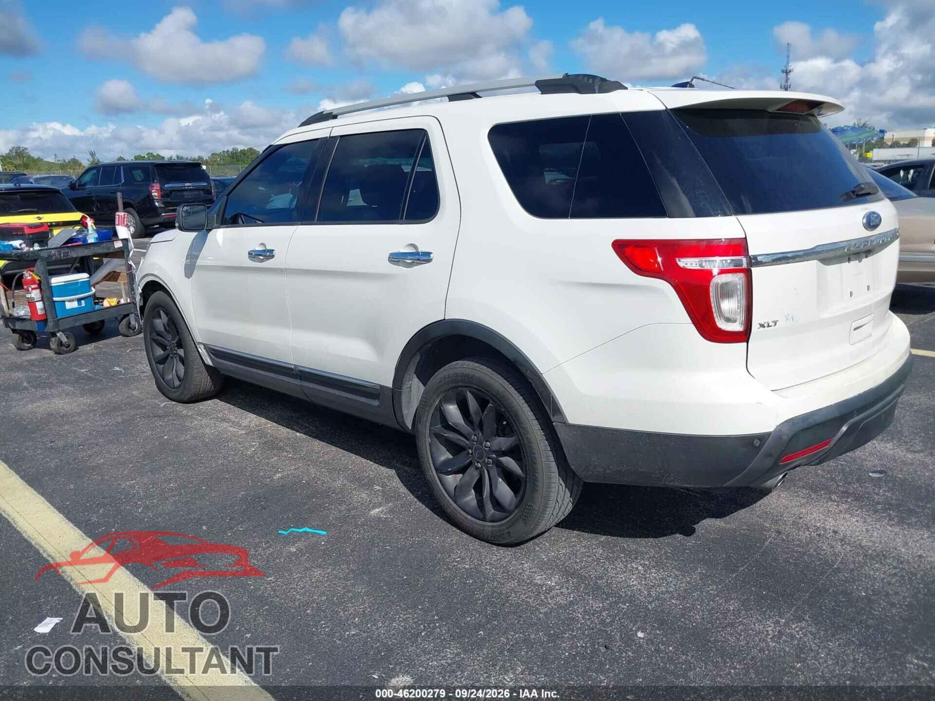 FORD EXPLORER 2011 - 1FMHK7D84BGA45163