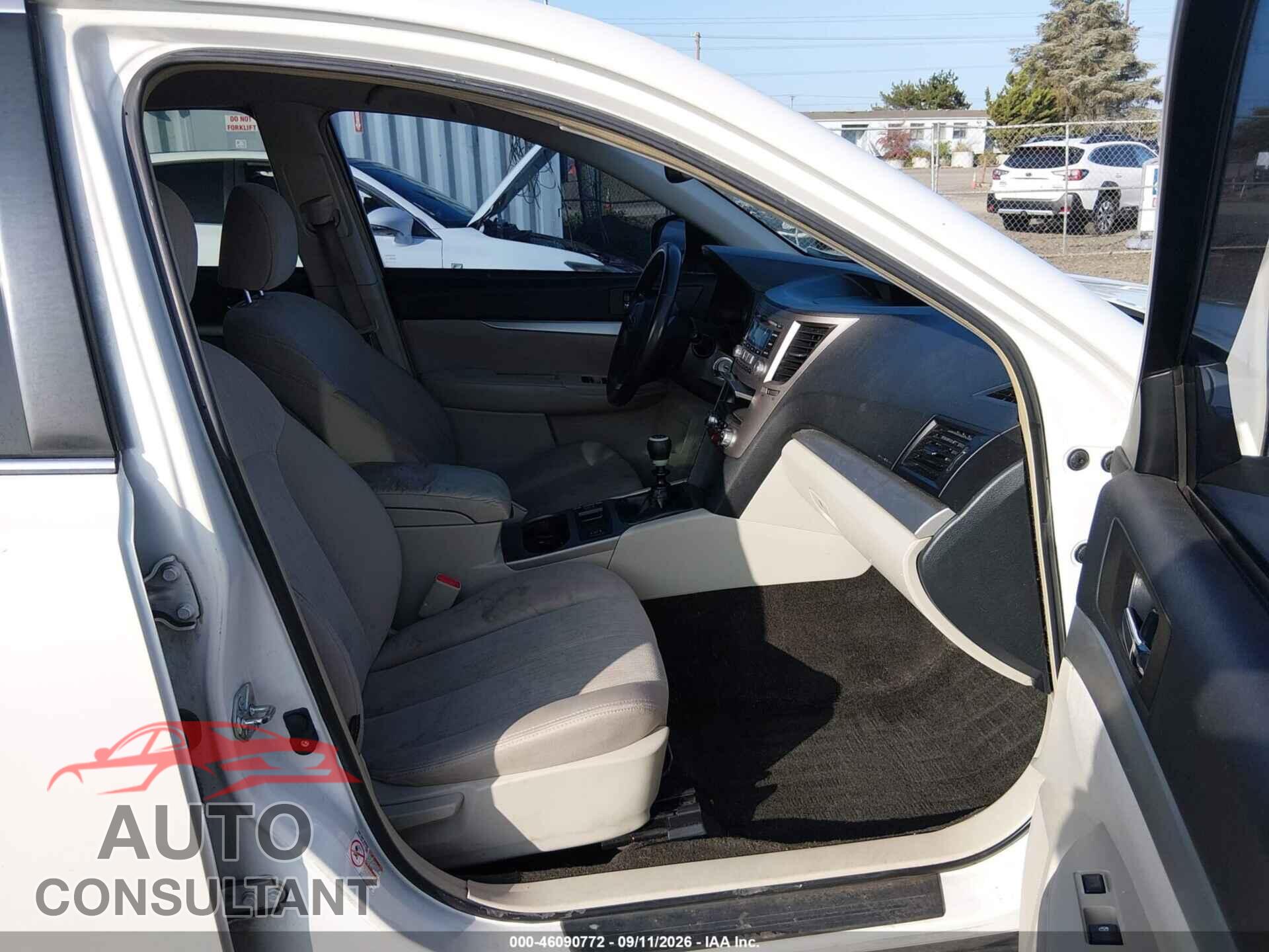 SUBARU OUTBACK 2013 - 4S4BRBCC4D1285992