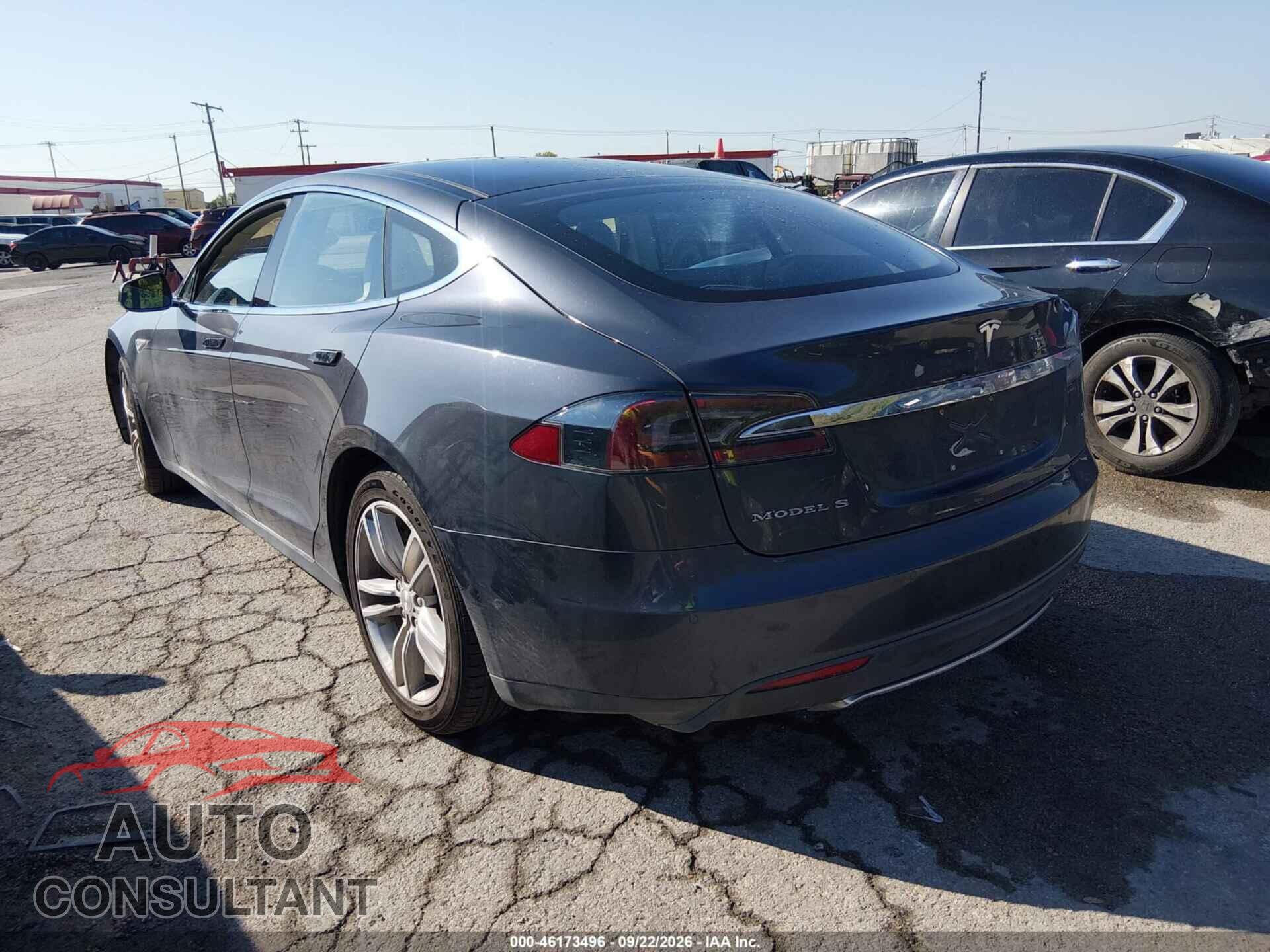 TESLA MODEL S 2015 - 5YJSA1H11FF083473