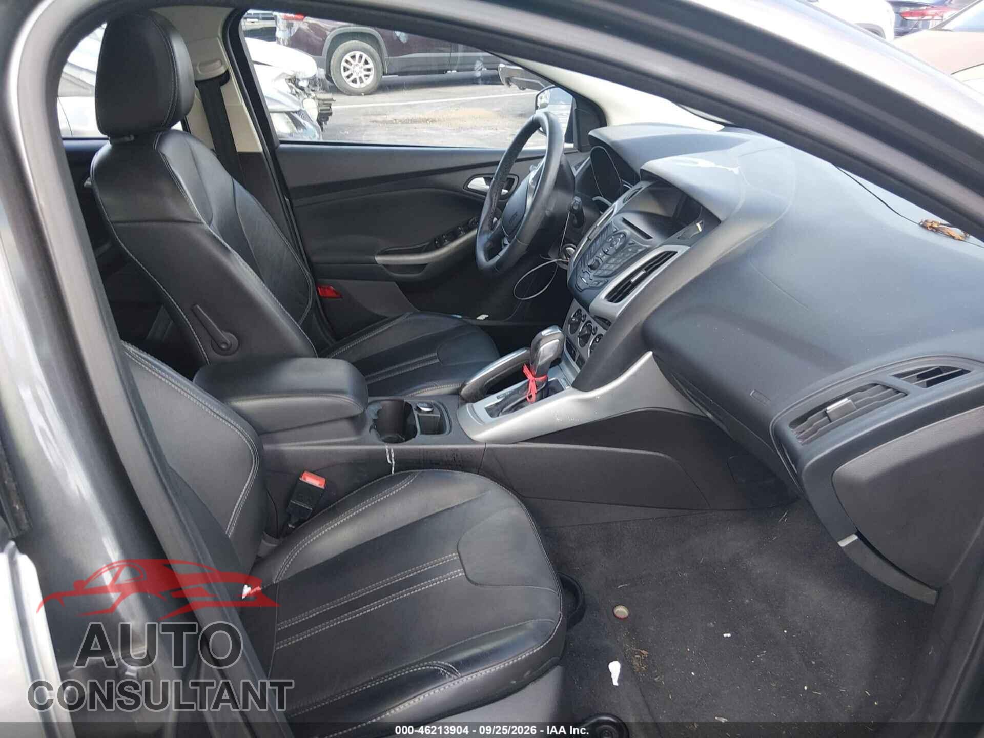 FORD FOCUS 2014 - 1FADP3K22EL166030