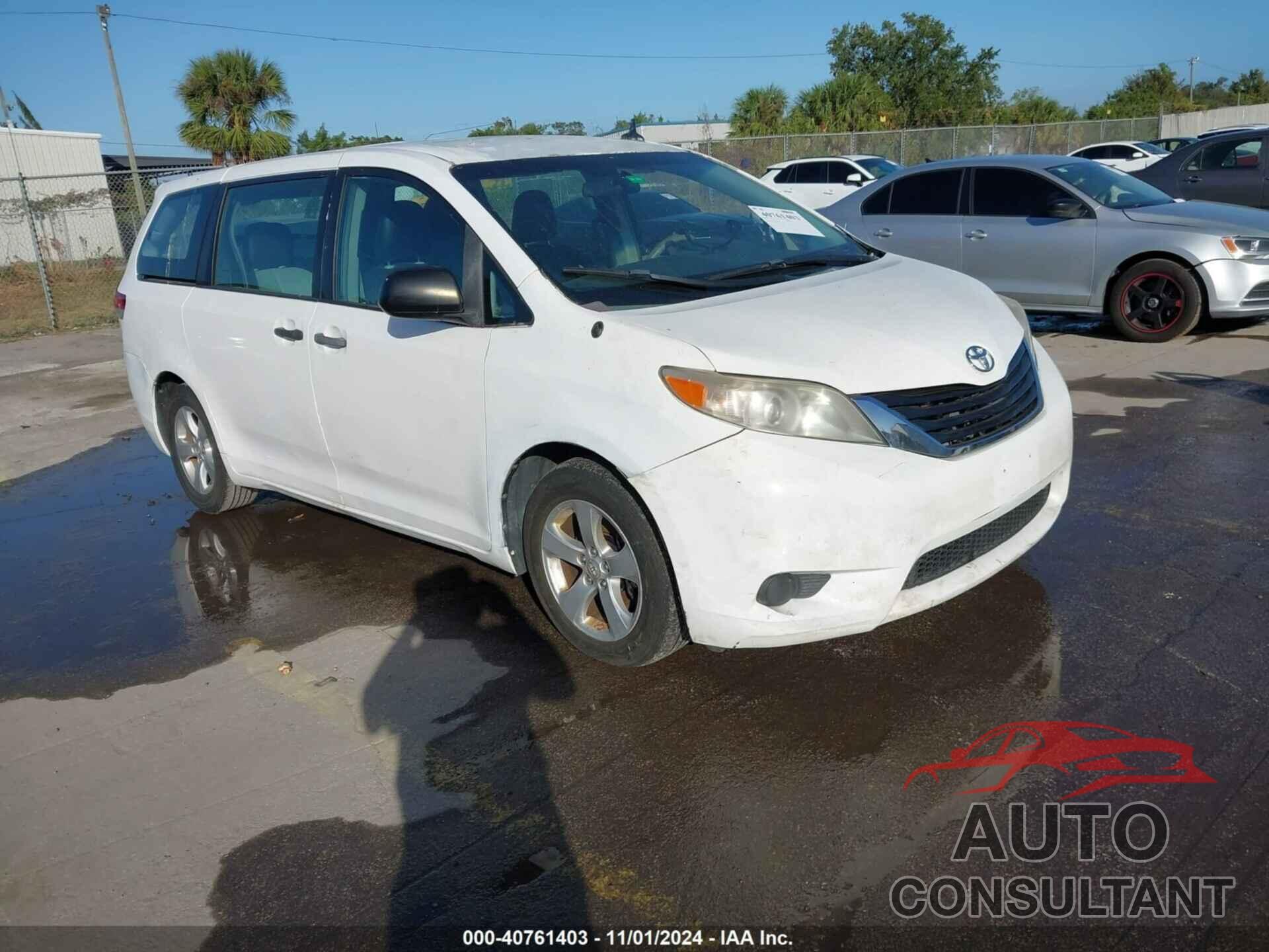 TOYOTA SIENNA 2013 - 5TDZK3DC6DS342224