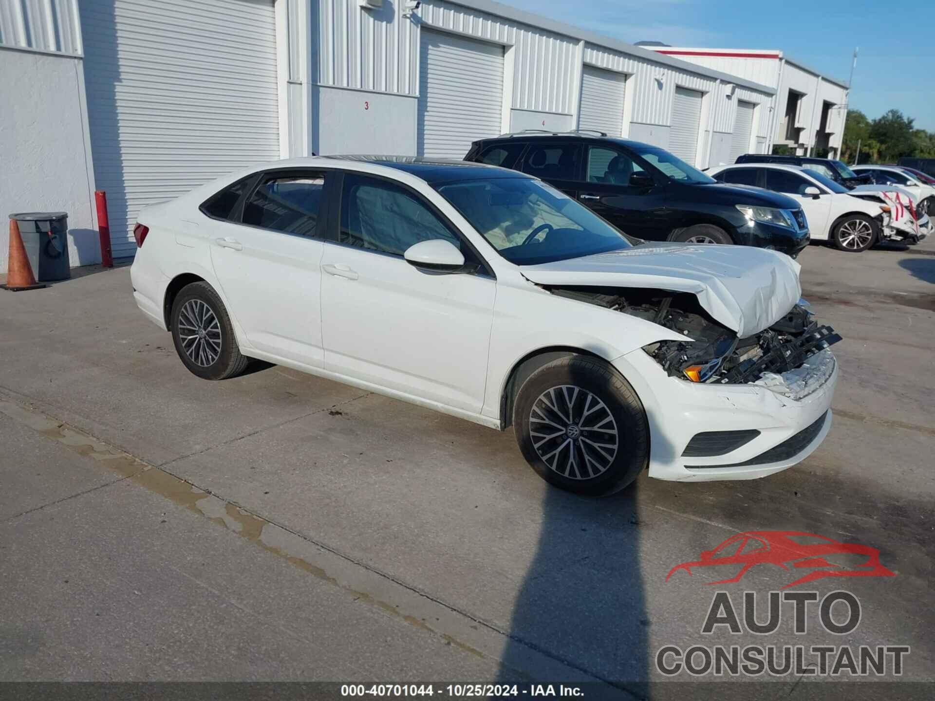 VOLKSWAGEN JETTA 2019 - 3VWC57BU1KM260542