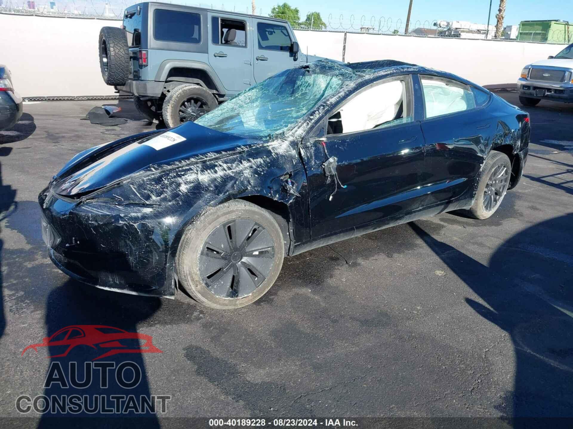 TESLA MODEL 3 2024 - 5YJ3E1EA0RF786192